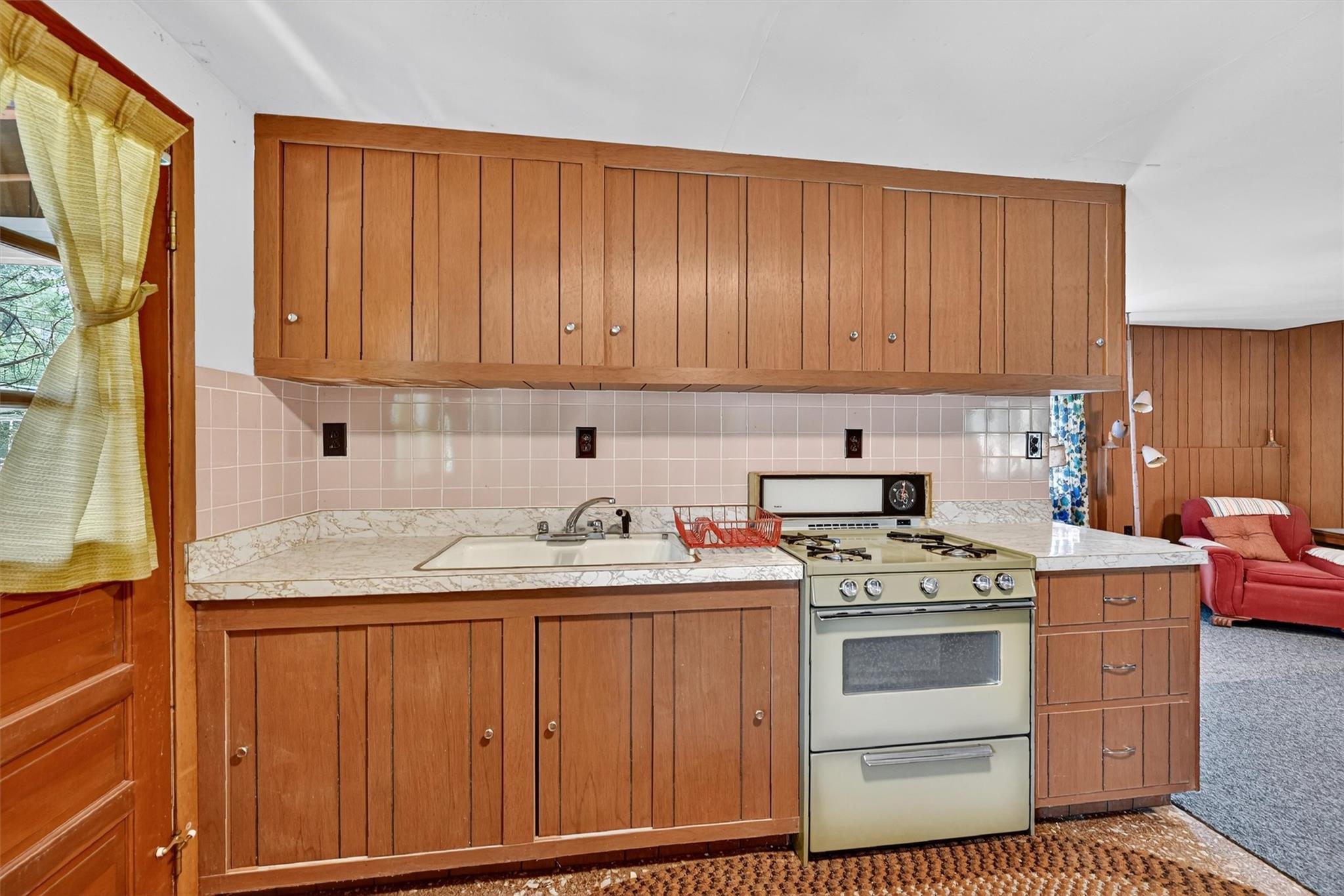 102 Delaware Trail, Glen Spey, NY 12737