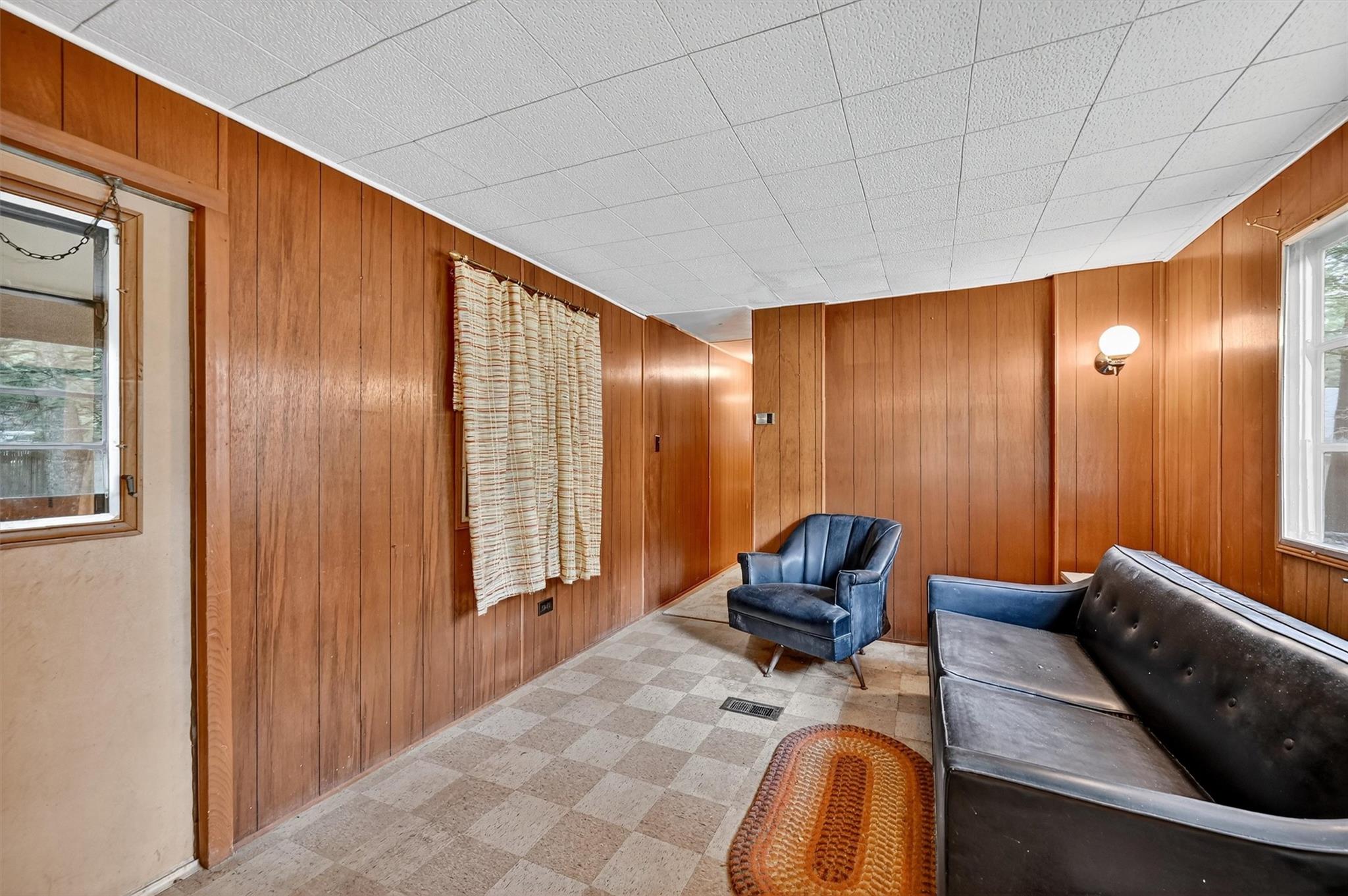 102 Delaware Trail, Glen Spey, NY 12737