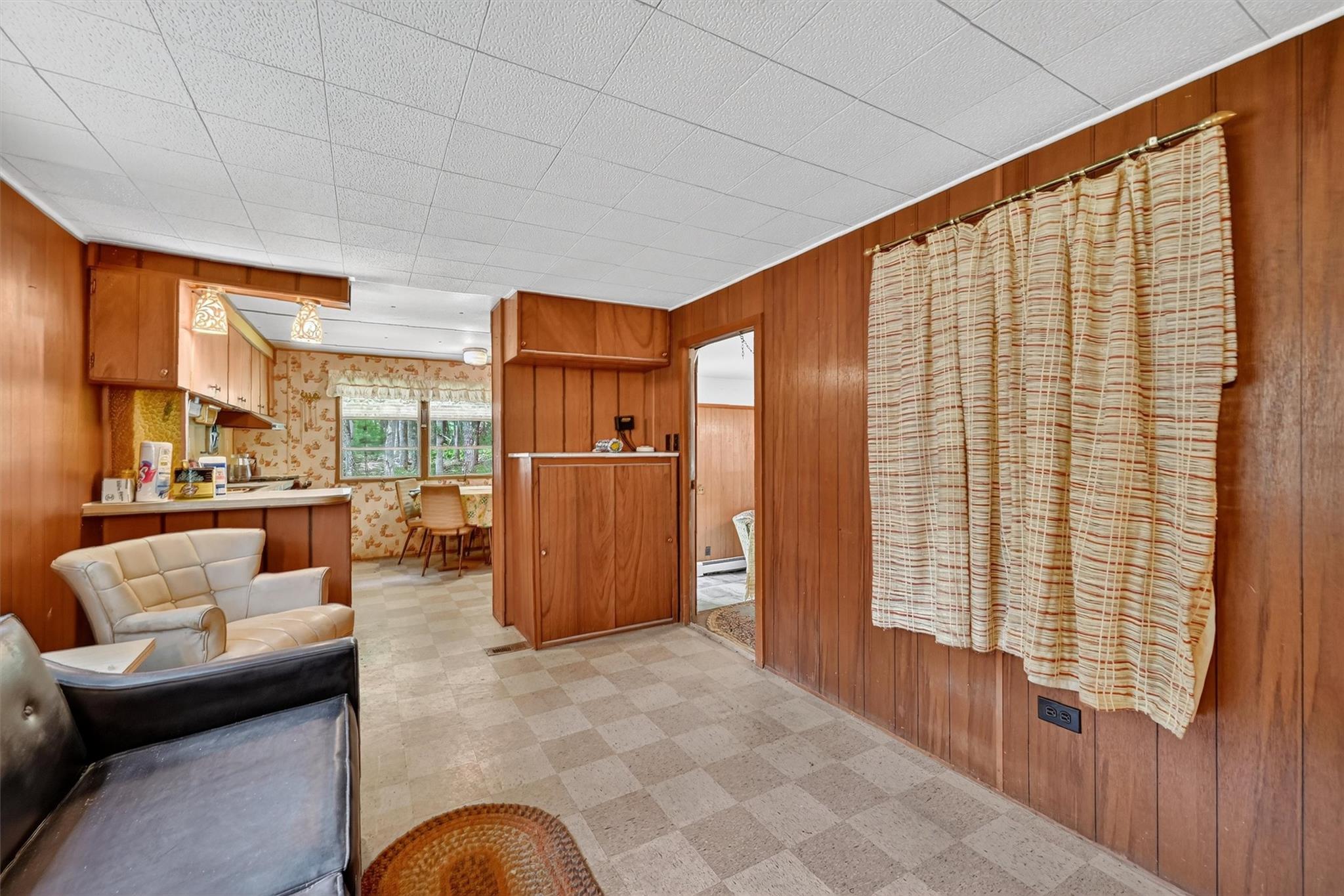 102 Delaware Trail, Glen Spey, NY 12737