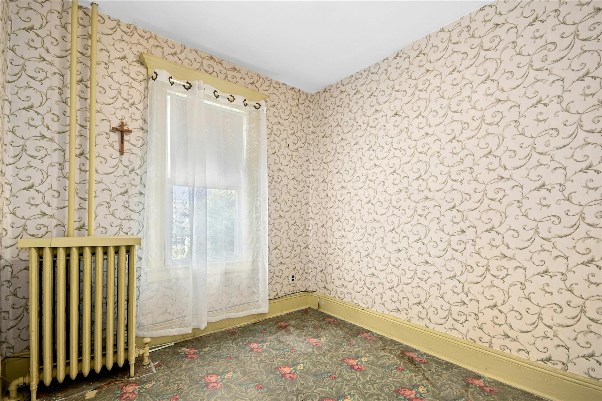 55 Vernon Avenue, Rockville Centre, NY 11570