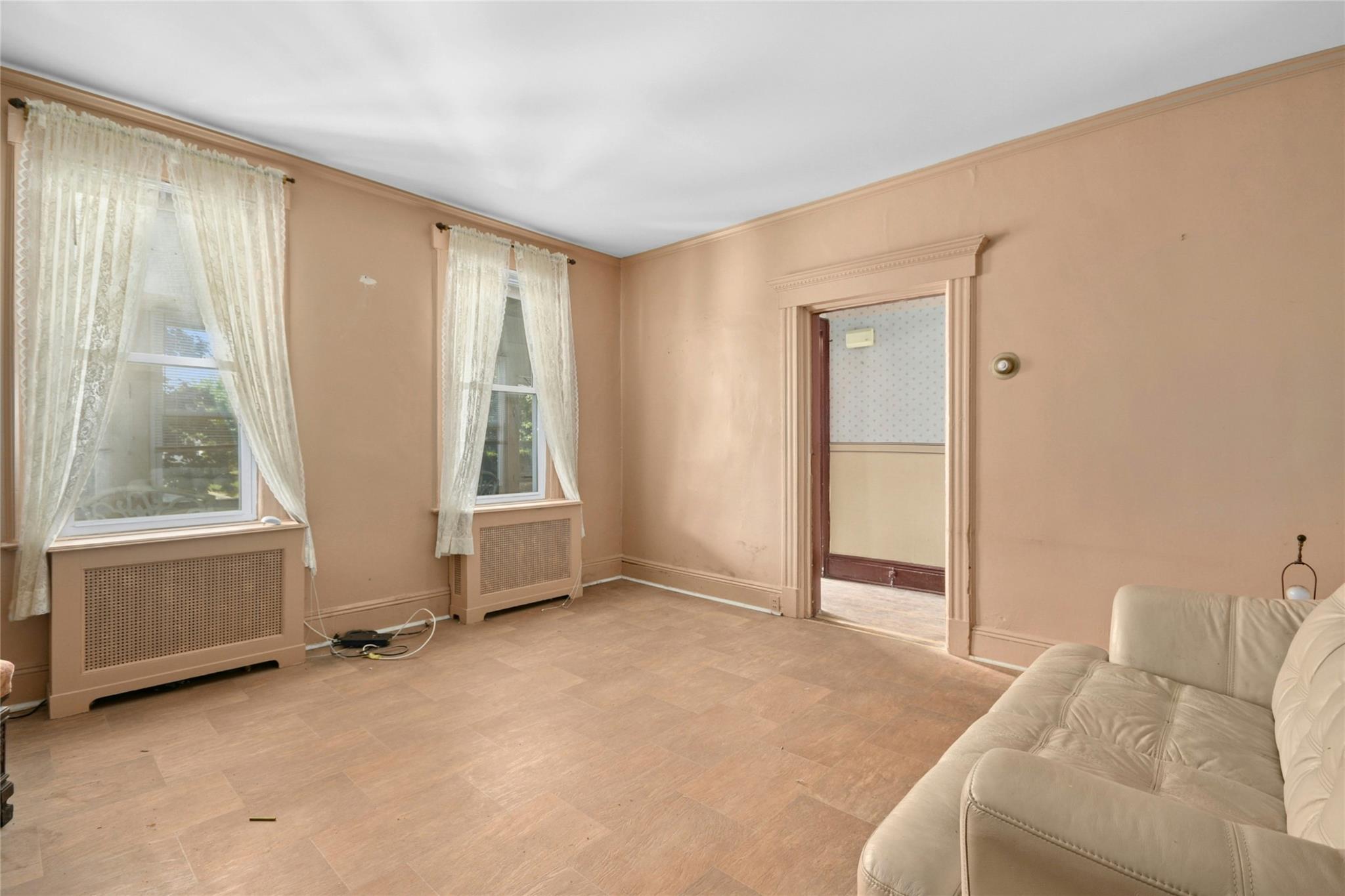 55 Vernon Avenue, Rockville Centre, NY 11570