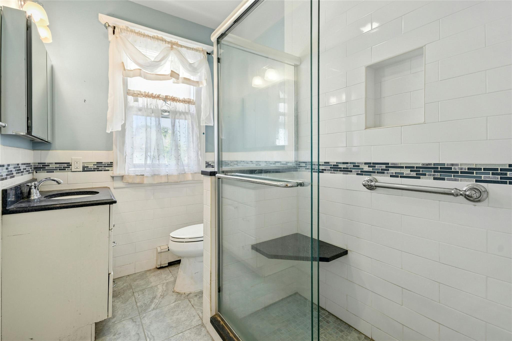 55 Vernon Avenue, Rockville Centre, NY 11570