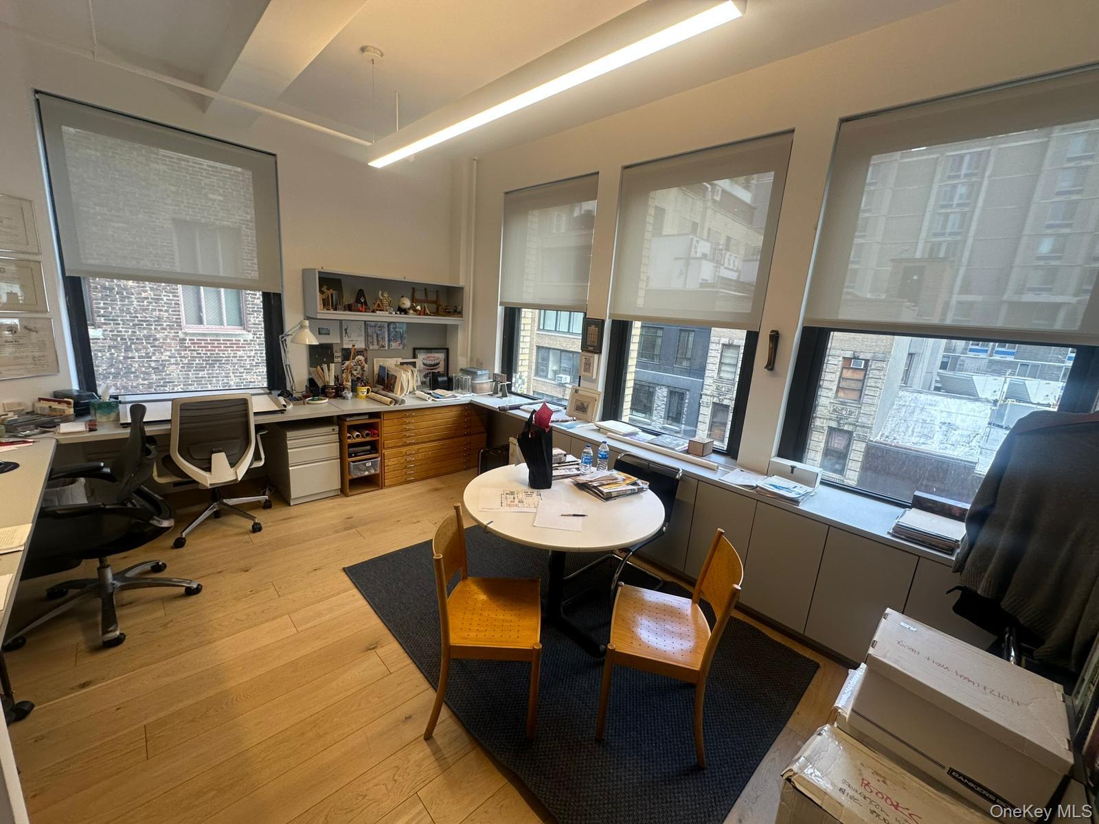 New York (Manhattan), NY 10001