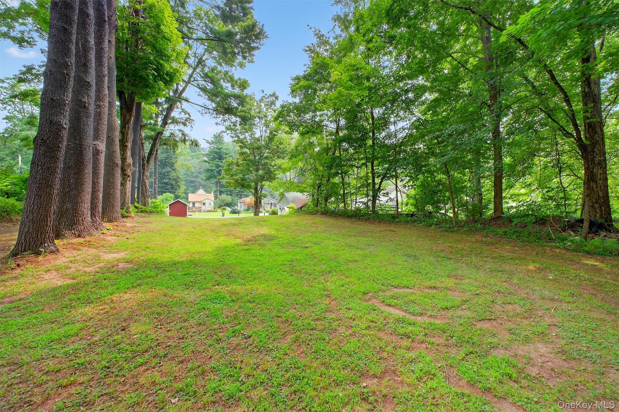 201 Esopus Creek Road, Saugerties, NY 12477