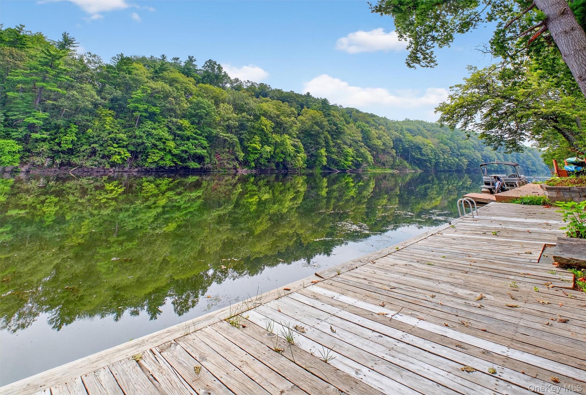 201 Esopus Creek Road, Saugerties, NY 12477