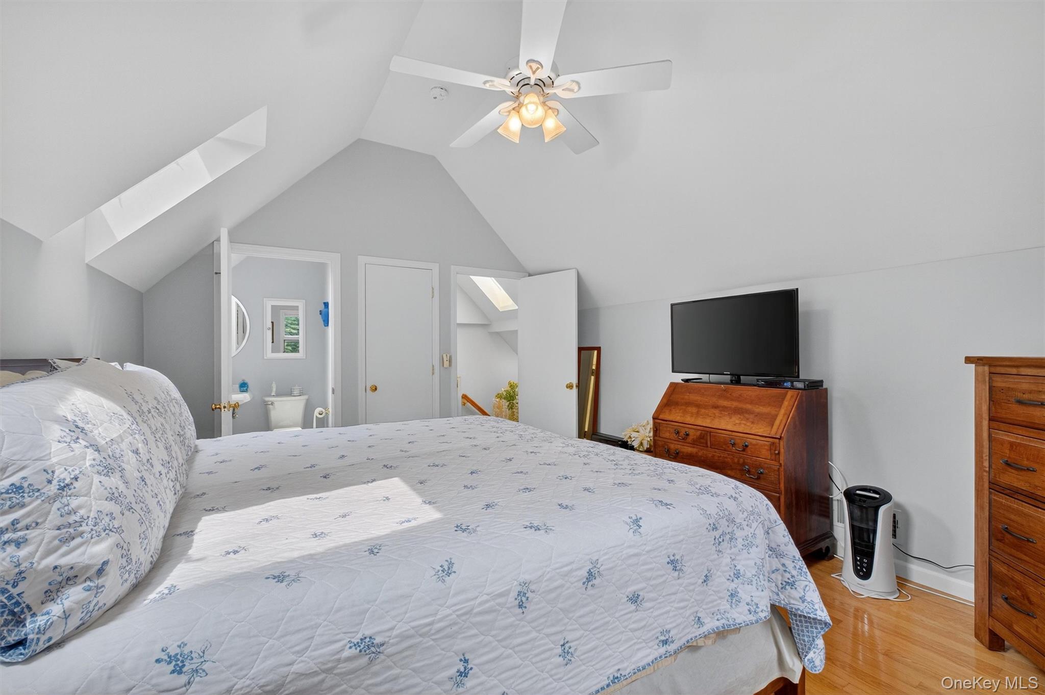 201 Esopus Creek Road, Saugerties, NY 12477