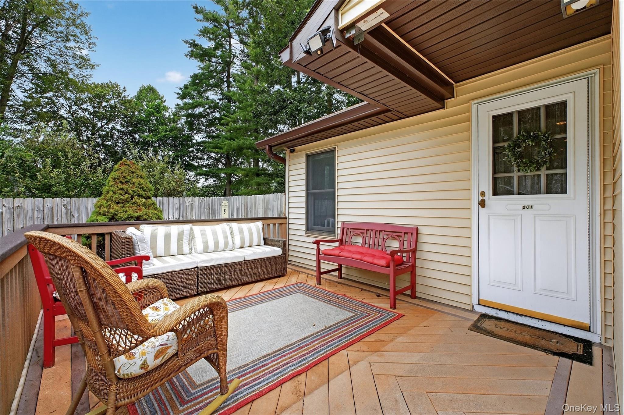 201 Esopus Creek Road, Saugerties, NY 12477