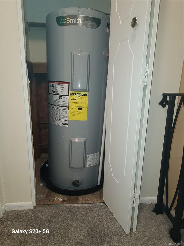 10 Oakwood Terrace # 18, New Windsor, NY 12553