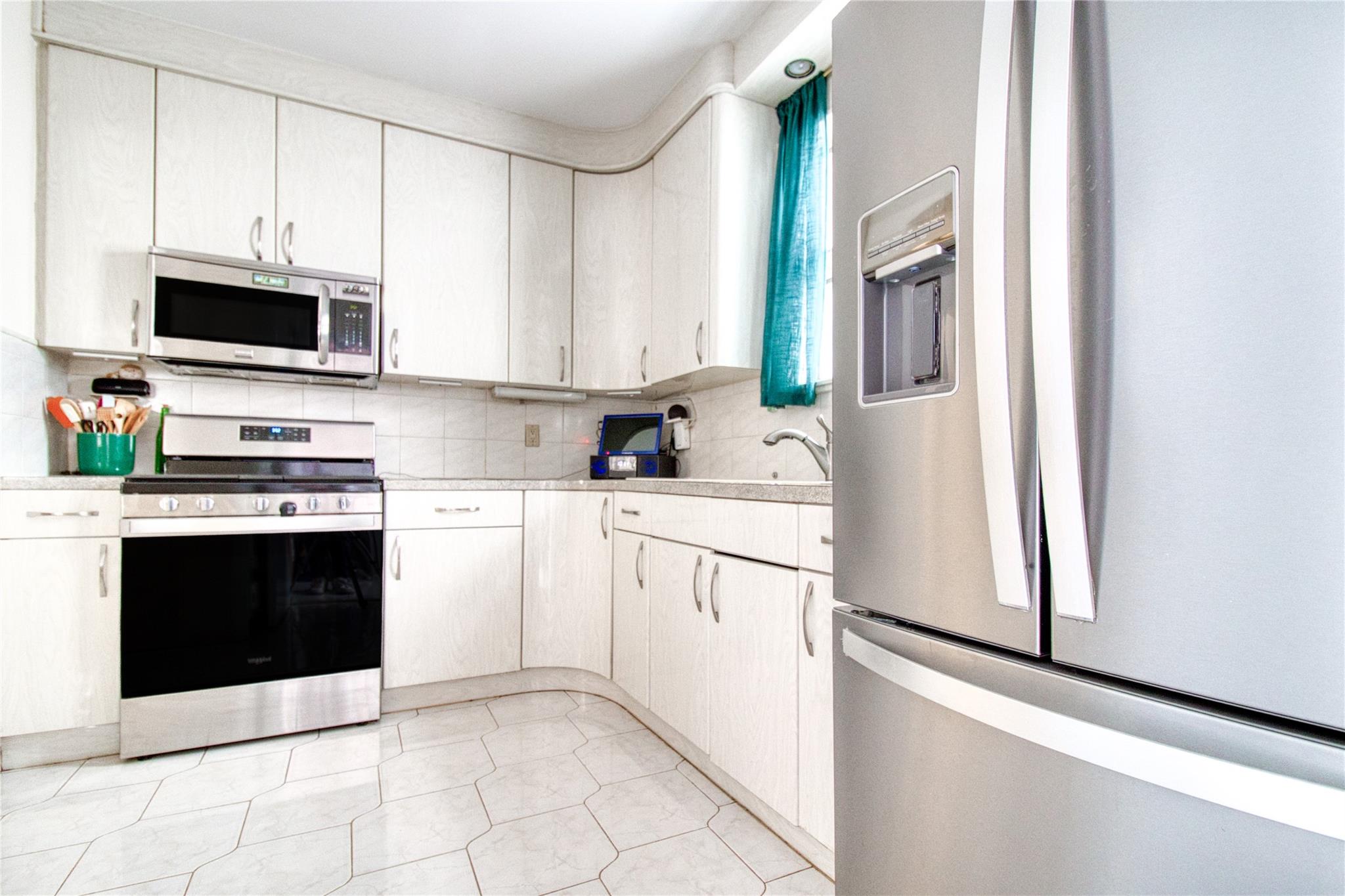 1925 Bay Ridge Avenue, Brooklyn, NY 11204