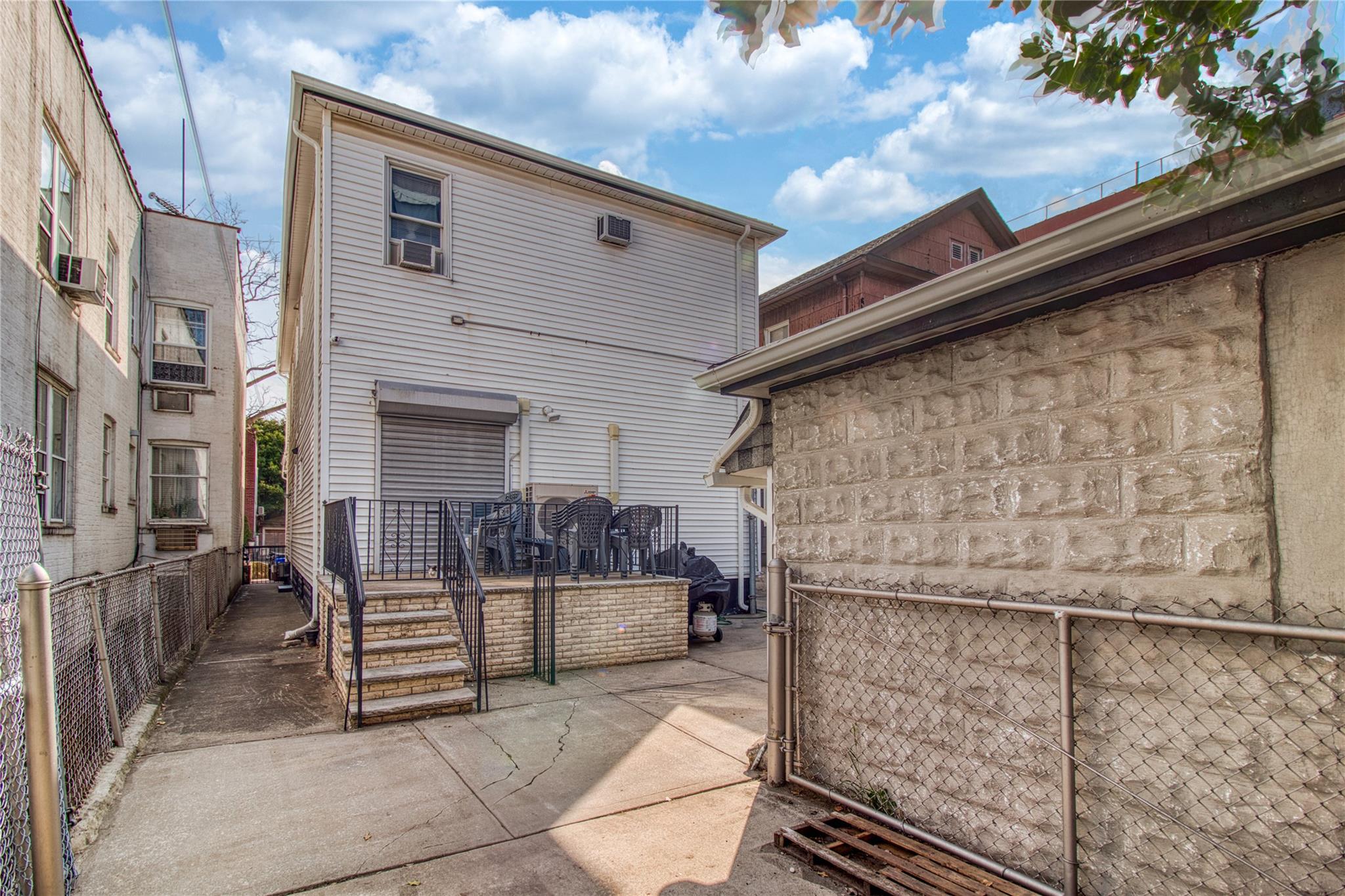 1925 Bay Ridge Avenue, Brooklyn, NY 11204