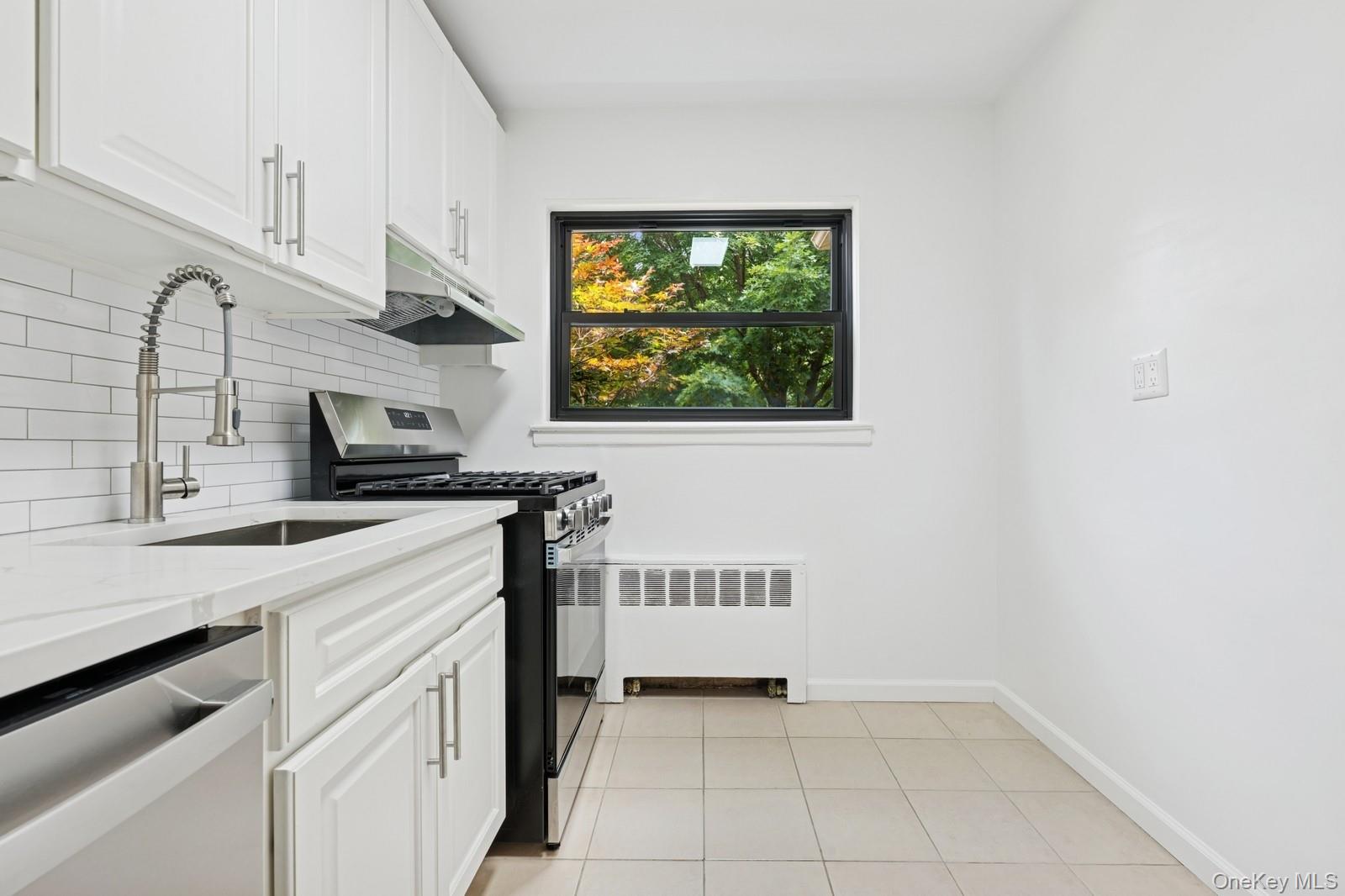 73-24 Springfield Boulevard # #039A1, Oakland Gardens, NY 11364