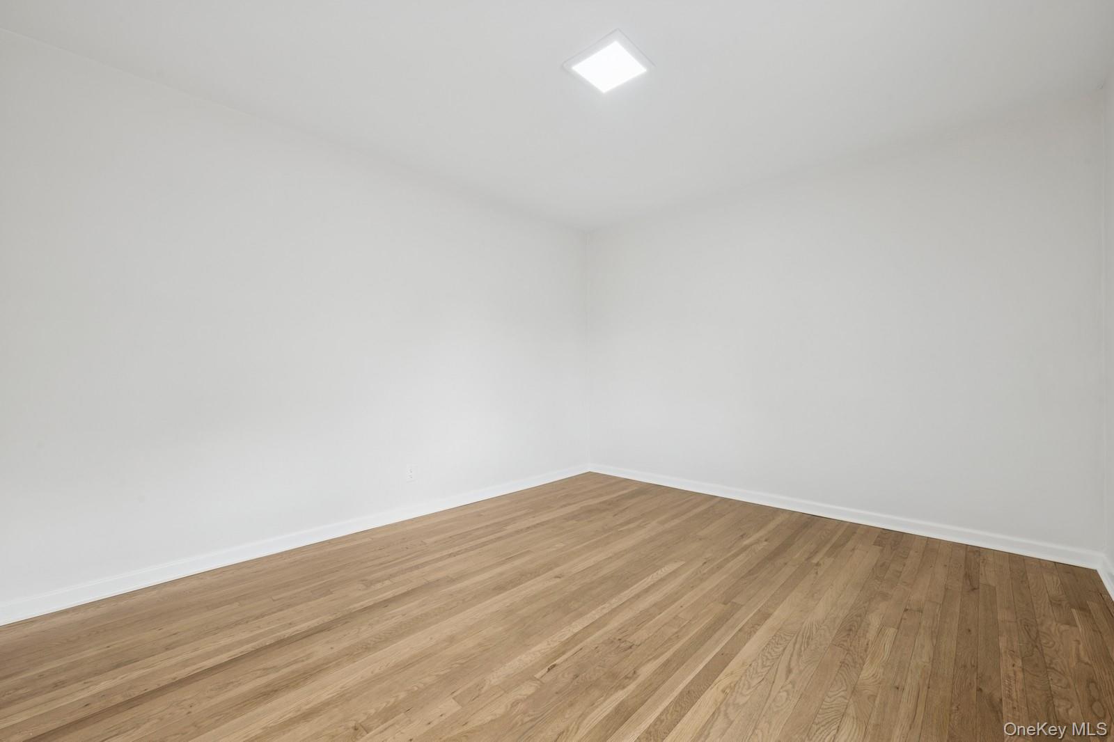 73-24 Springfield Boulevard # #039A1, Oakland Gardens, NY 11364