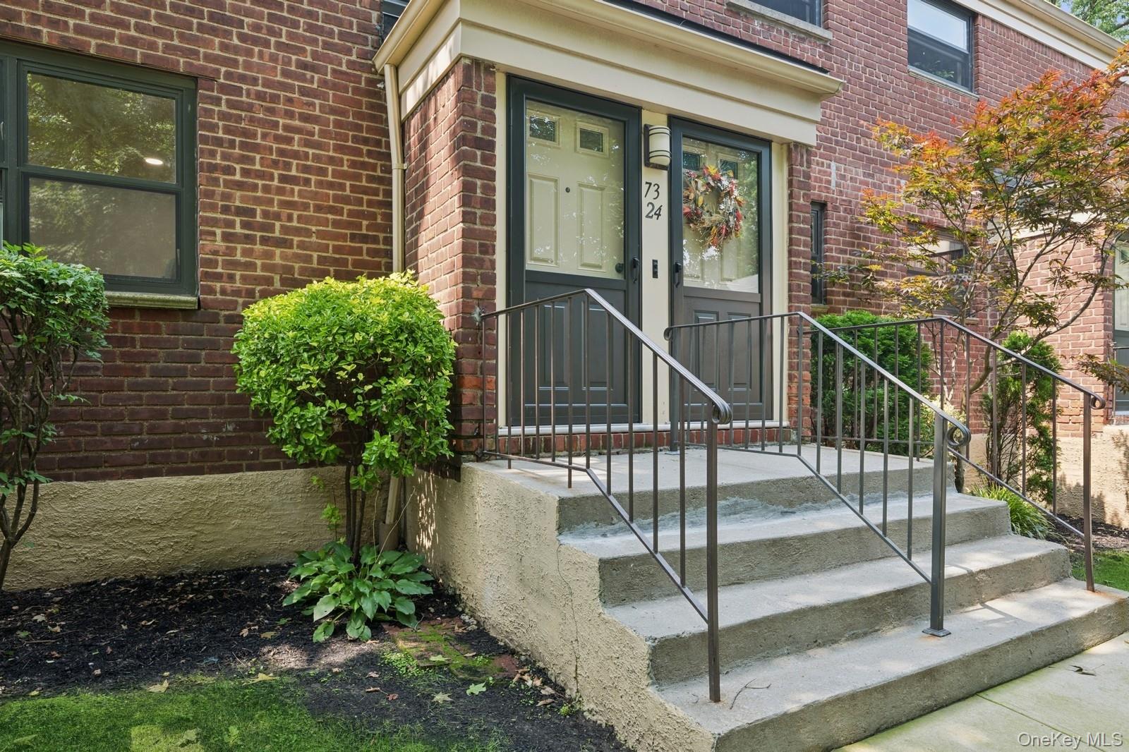 73-24 Springfield Boulevard # #039A1, Oakland Gardens, NY 11364