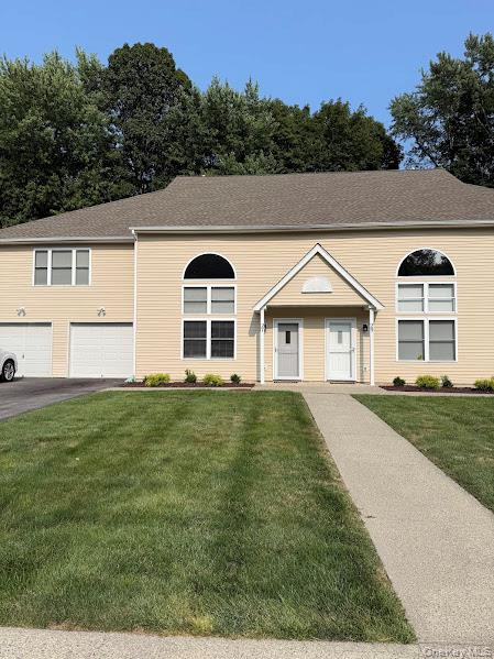 27 Village Cove, Warwick, NY 10990