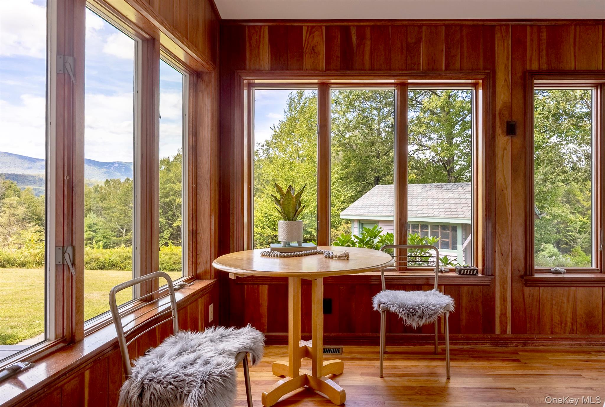 128 Newcut Road, Woodstock, NY 12498