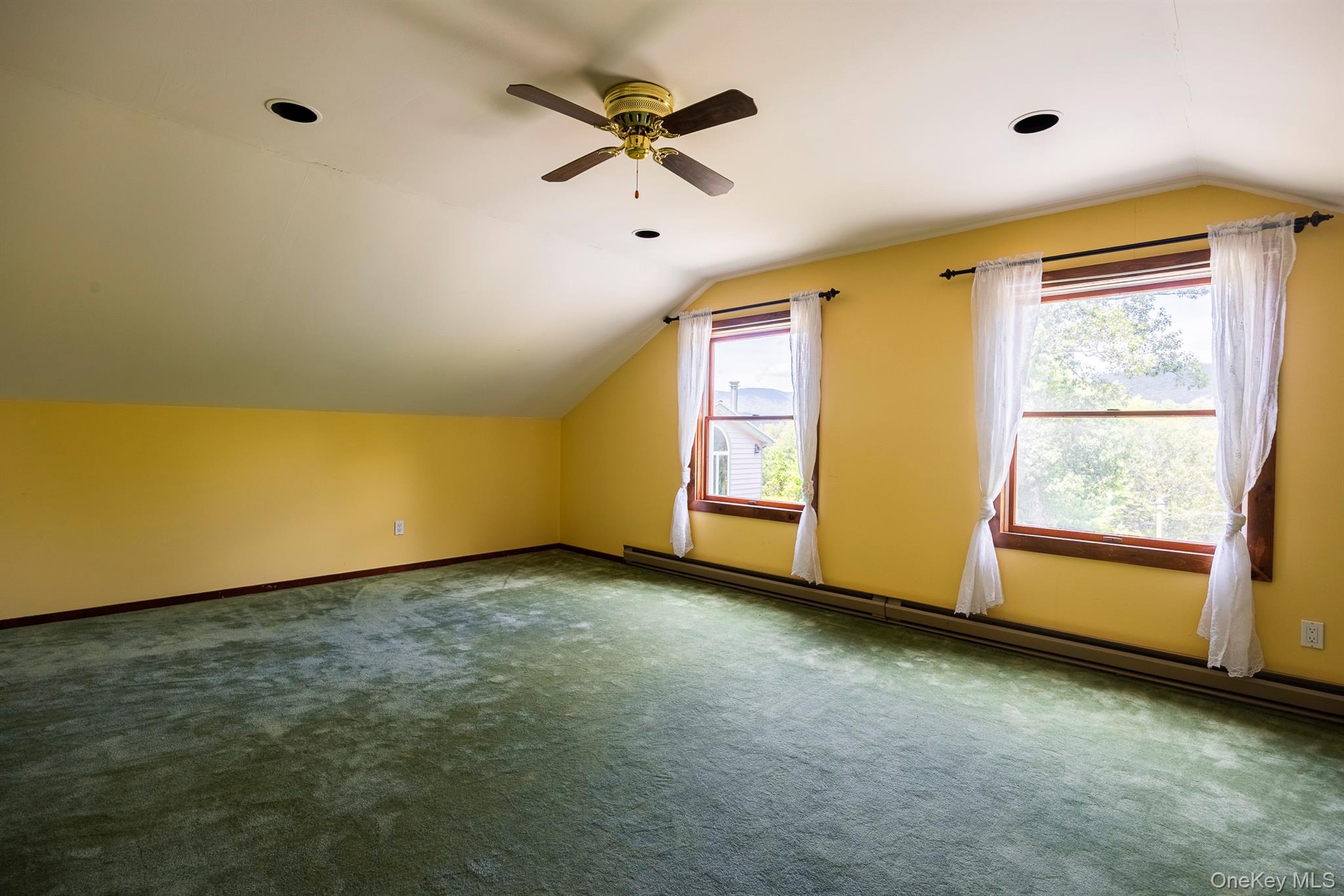 128 Newcut Road, Woodstock, NY 12498