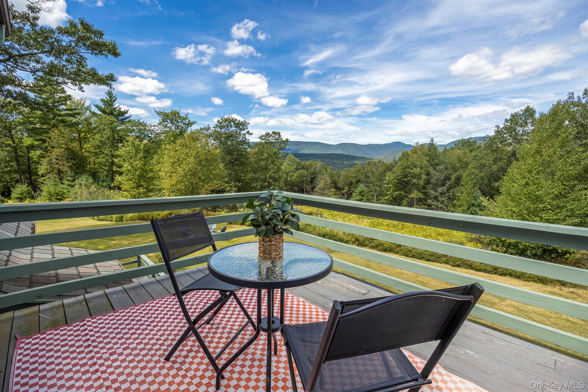 128 Newcut Road, Woodstock, NY 12498