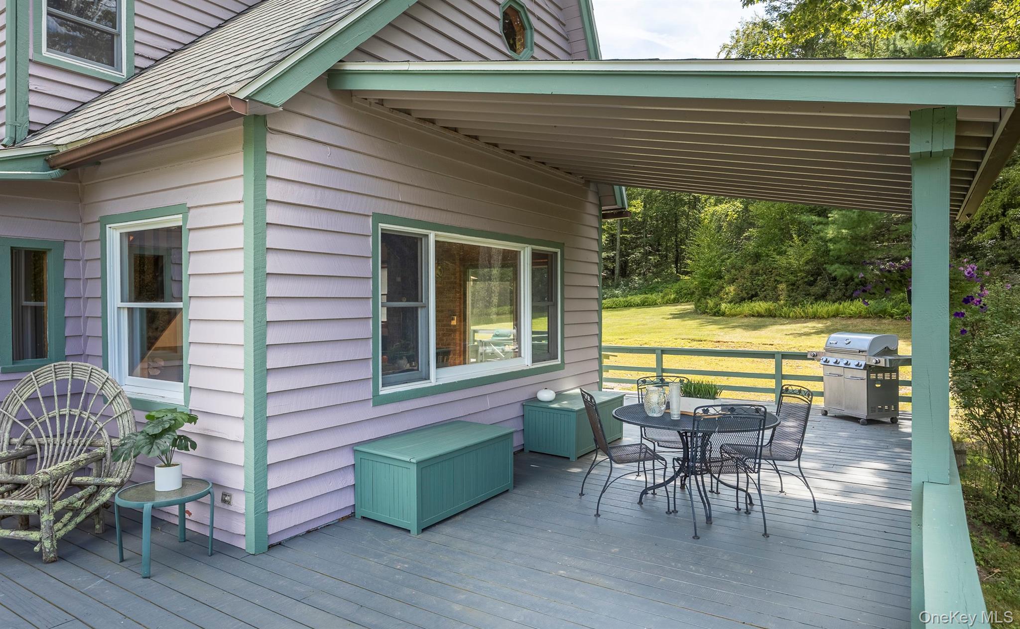 128 Newcut Road, Woodstock, NY 12498