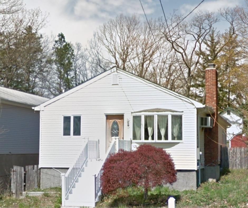 39 Willow Road, Rocky Point, NY 11778