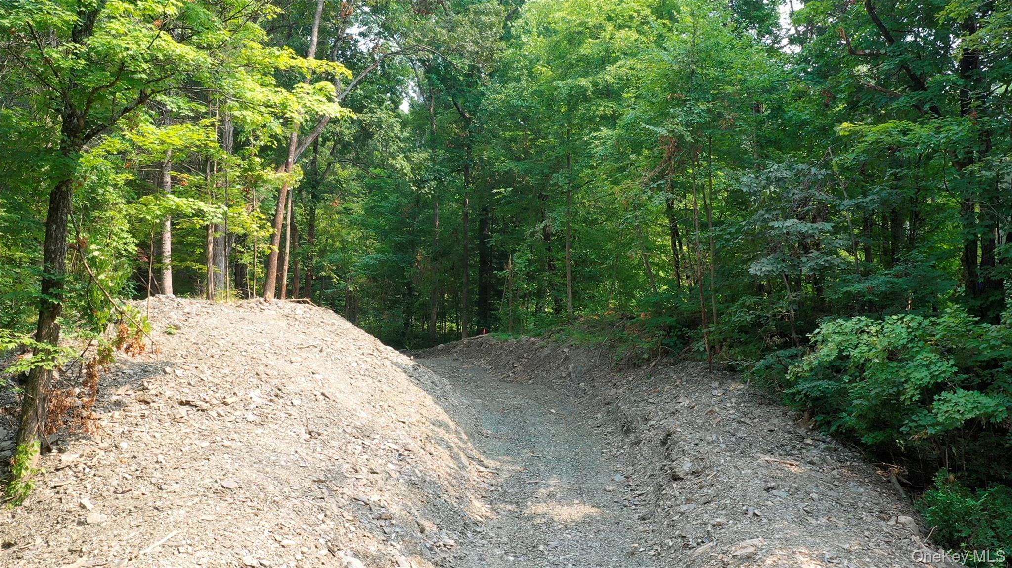 Creek Road, Pleasant Valley, NY 12569