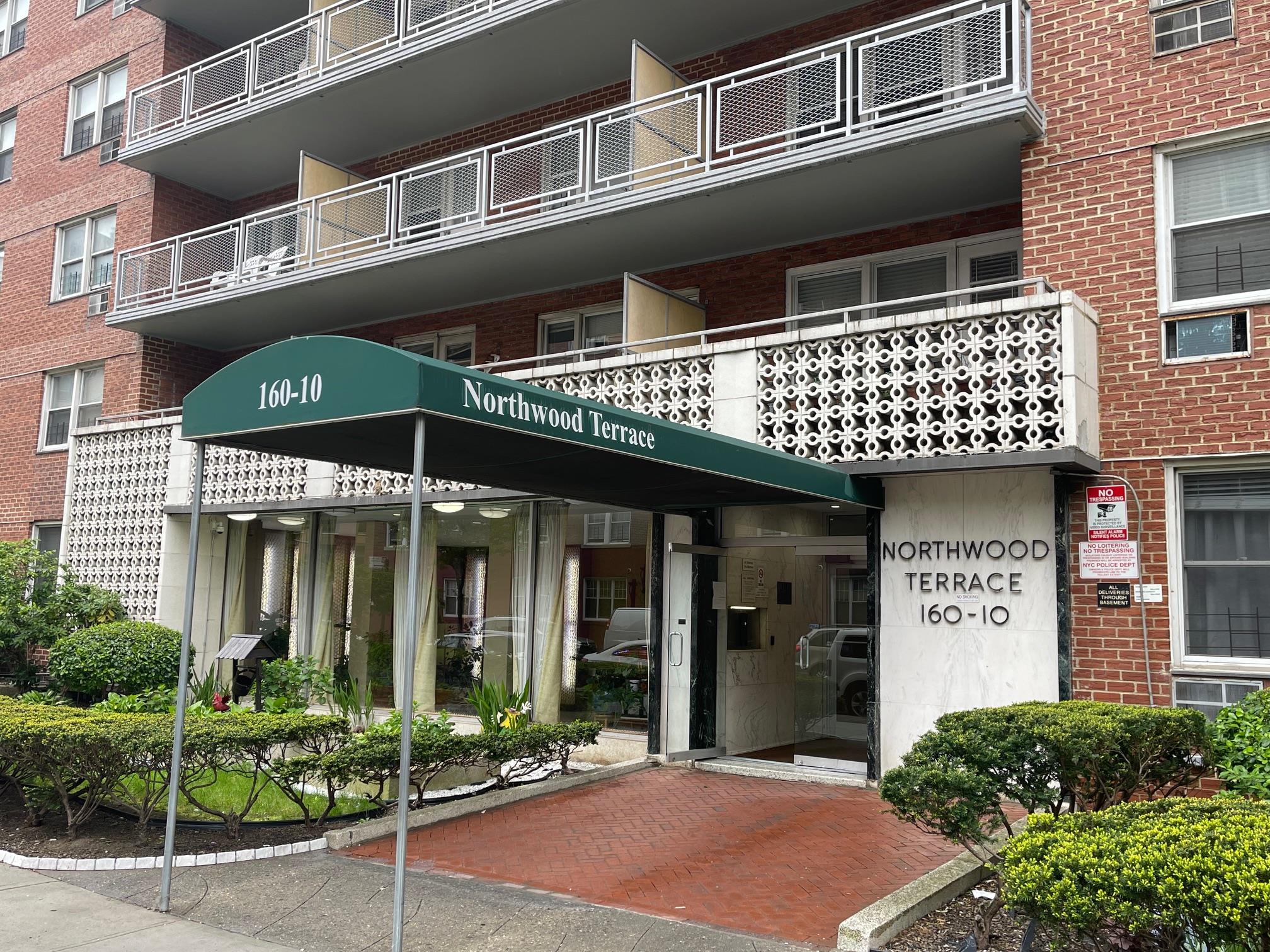 16010 89th Avenue # 15H, Jamaica, NY 11432