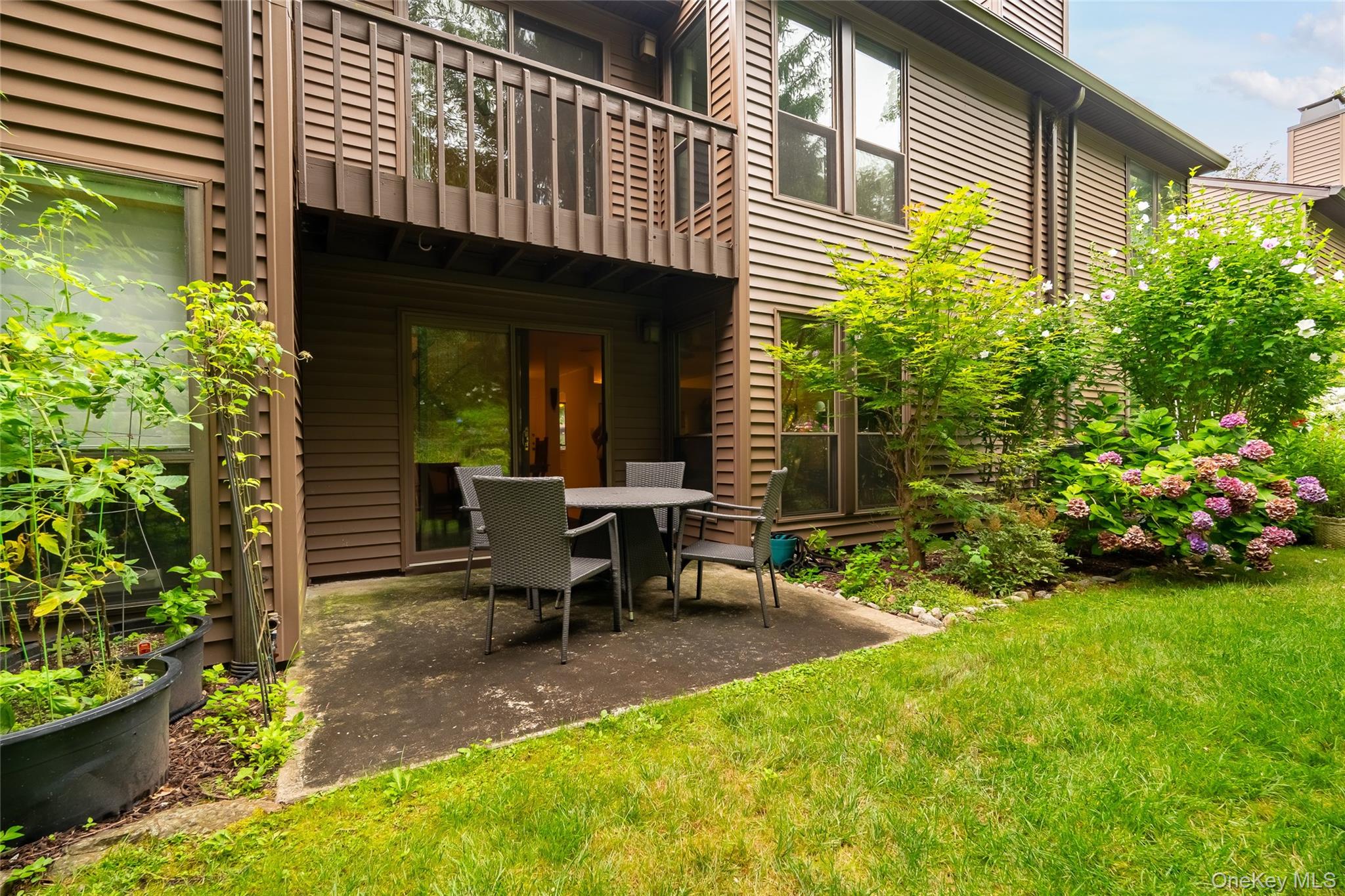 12 Brooke Hollow Court, Ossining, NY 10562