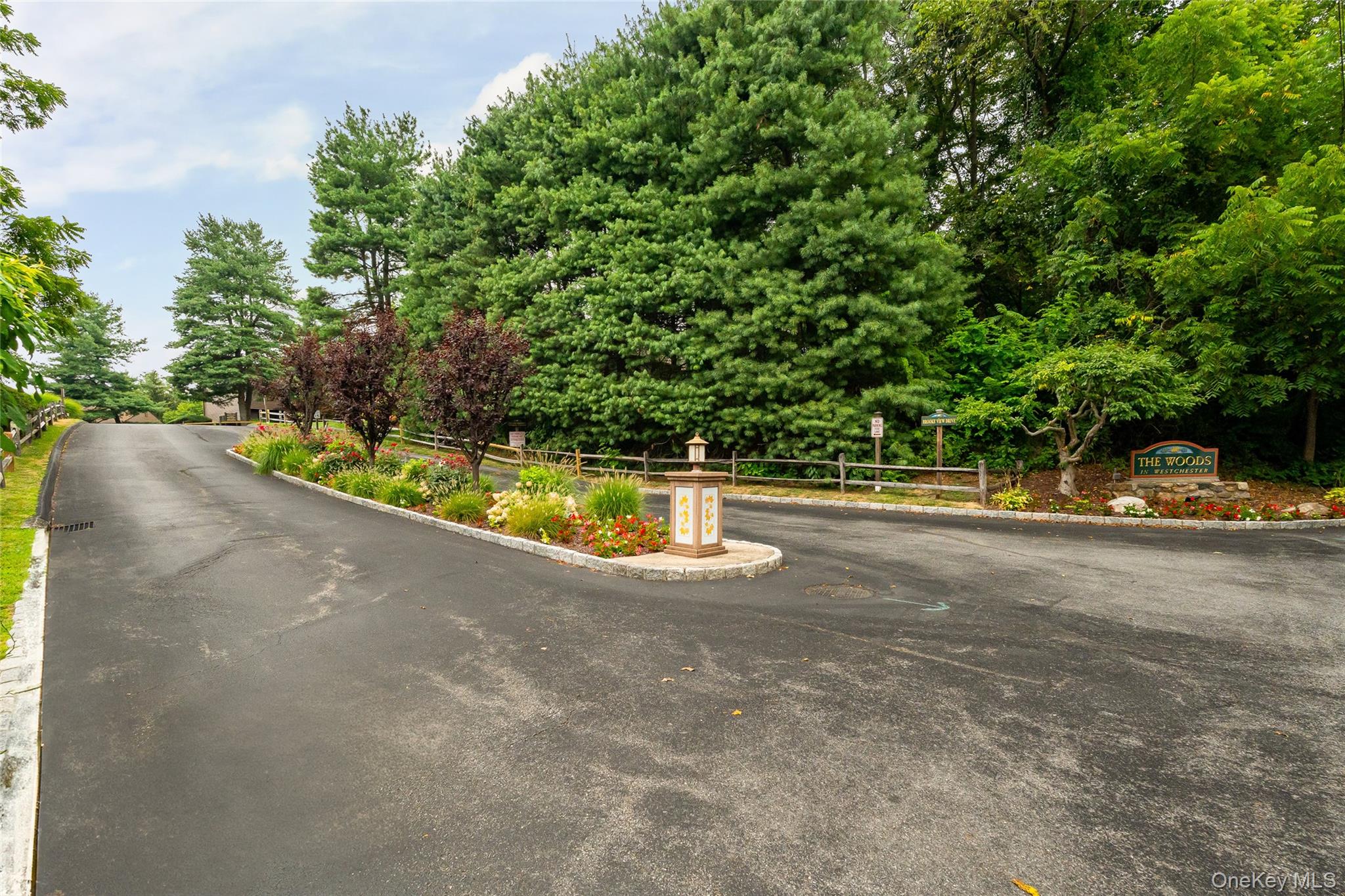 12 Brooke Hollow Court, Ossining, NY 10562