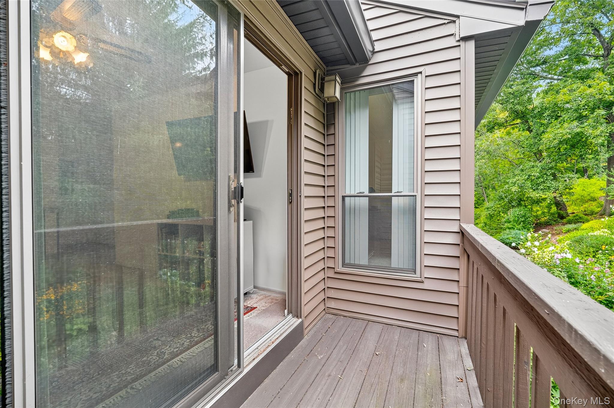 12 Brooke Hollow Court, Ossining, NY 10562