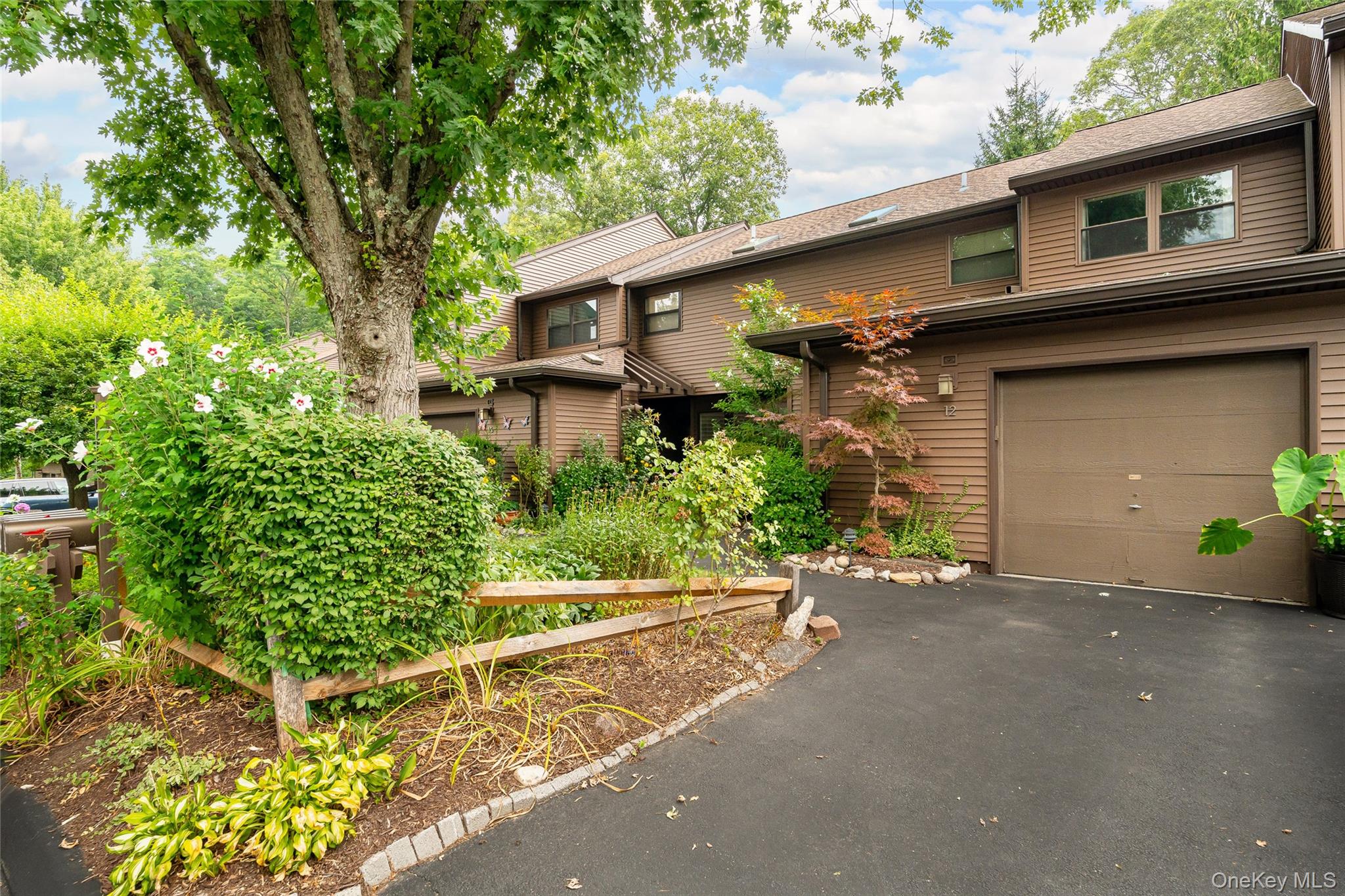 12 Brooke Hollow Court, Ossining, NY 10562