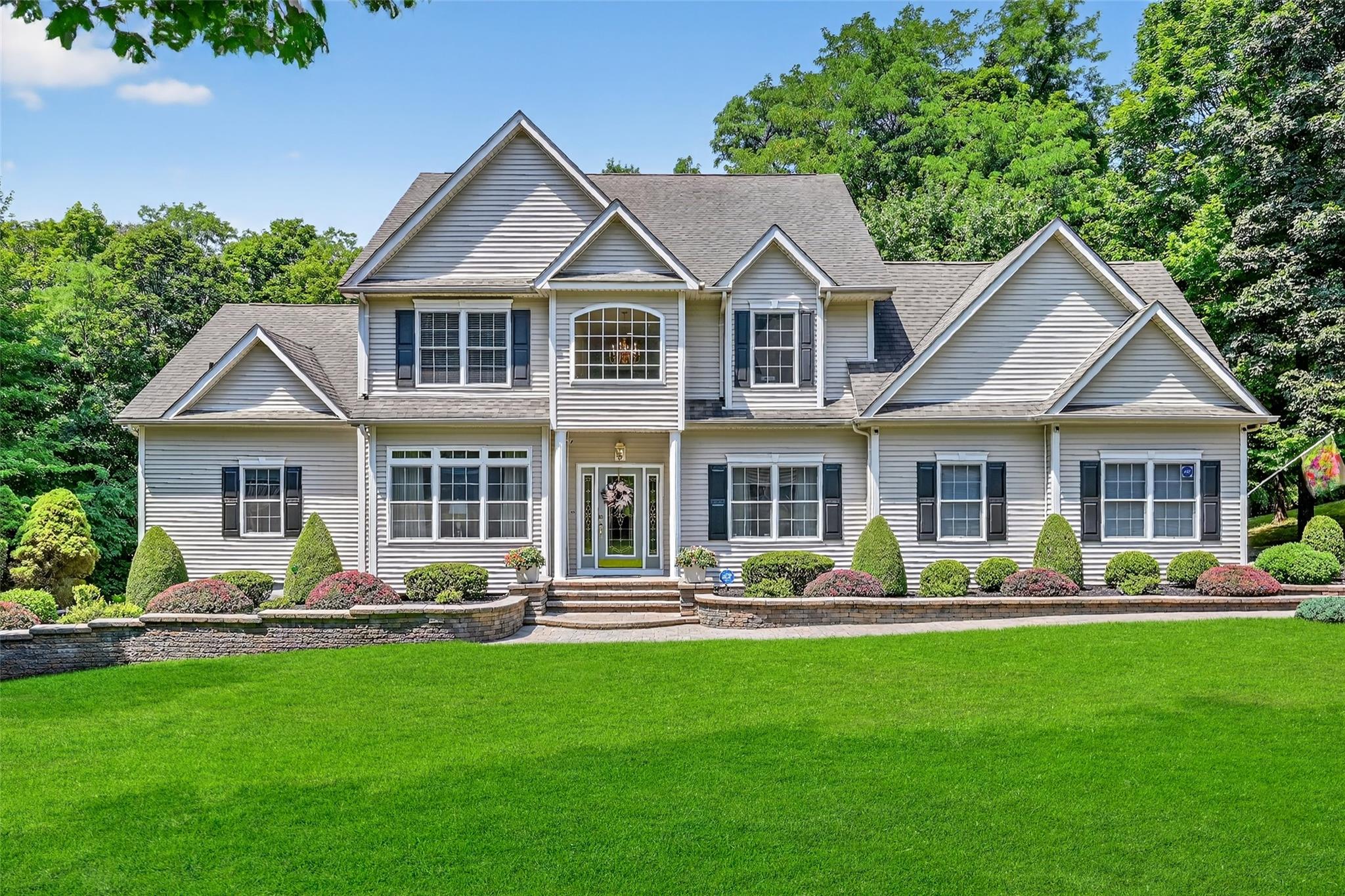 11 Arrowhead Court, Balmville, NY 12550