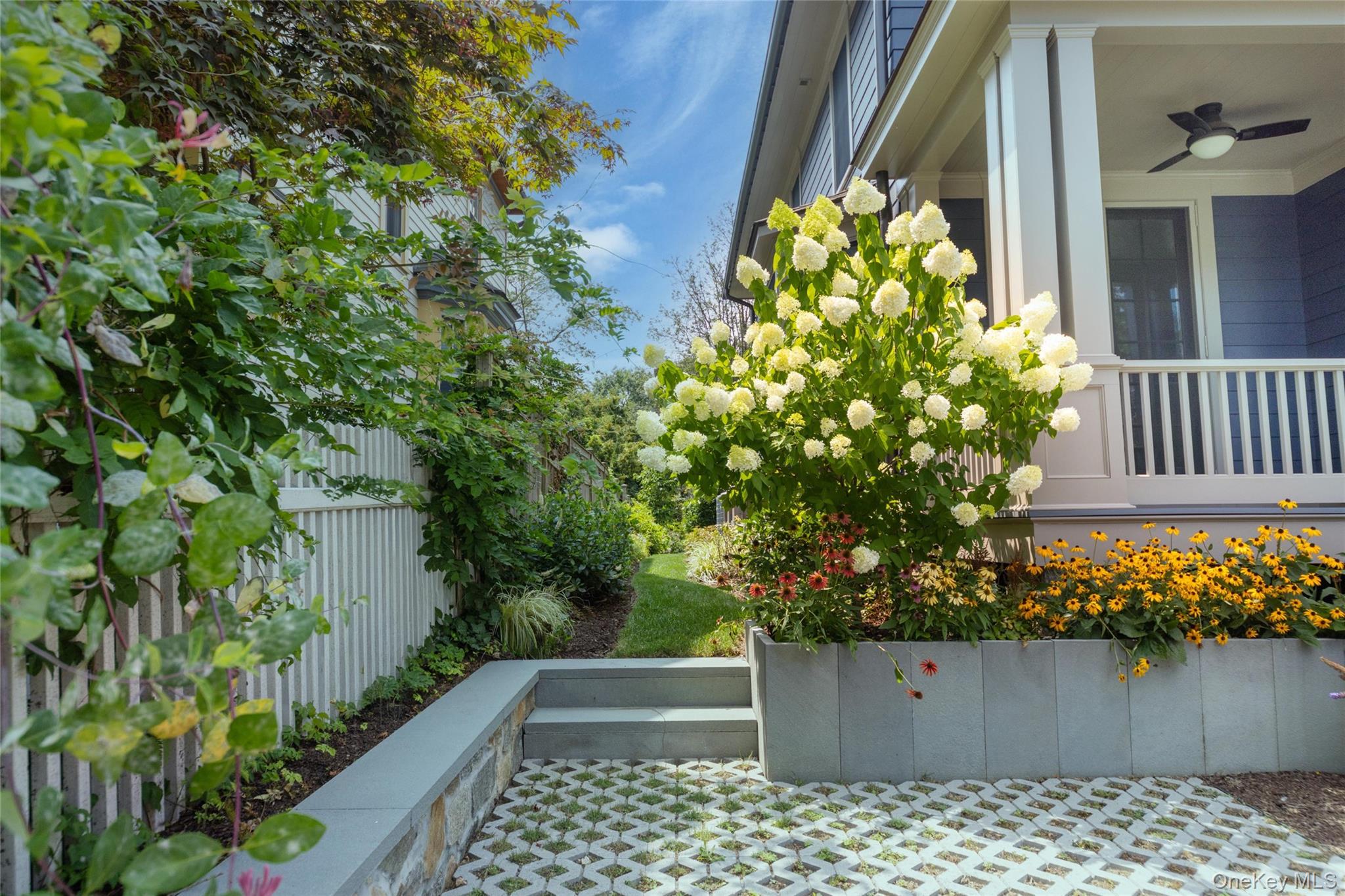 23 Seneca Street, Dobbs Ferry, NY 10522