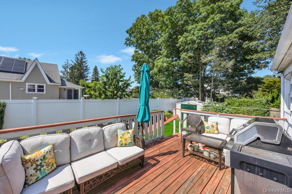 265 Starke Avenue, East Meadow, NY 11554