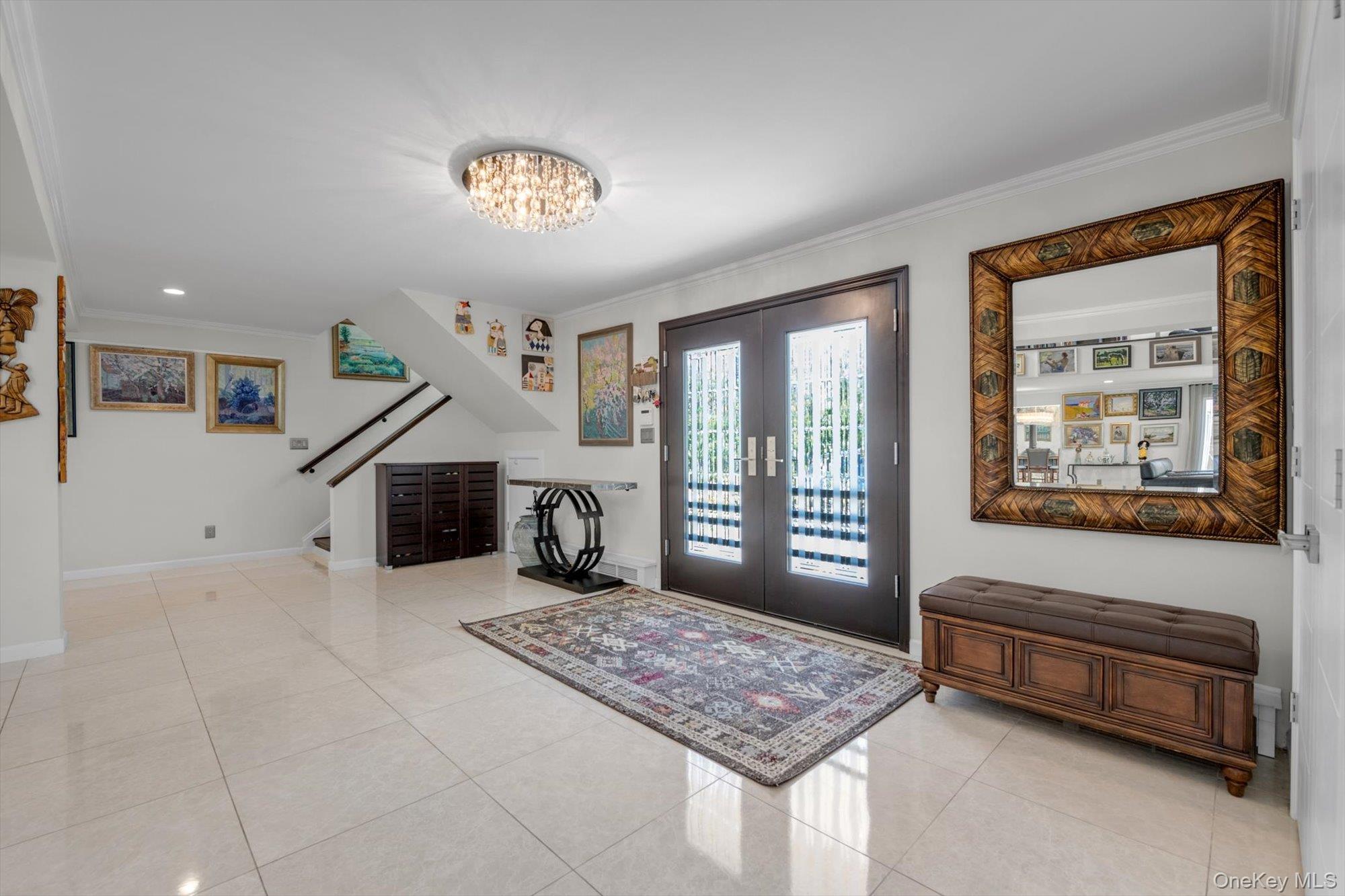 10 Macy Drive, Hewlett Bay Park, NY 11557