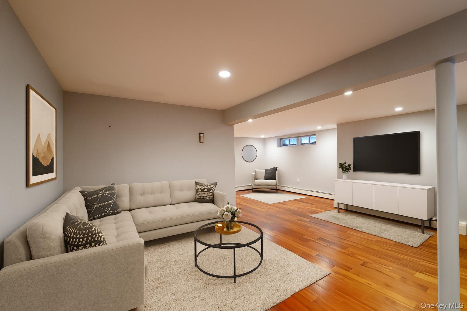 642 Salisbury Park Drive, Westbury, NY 11590