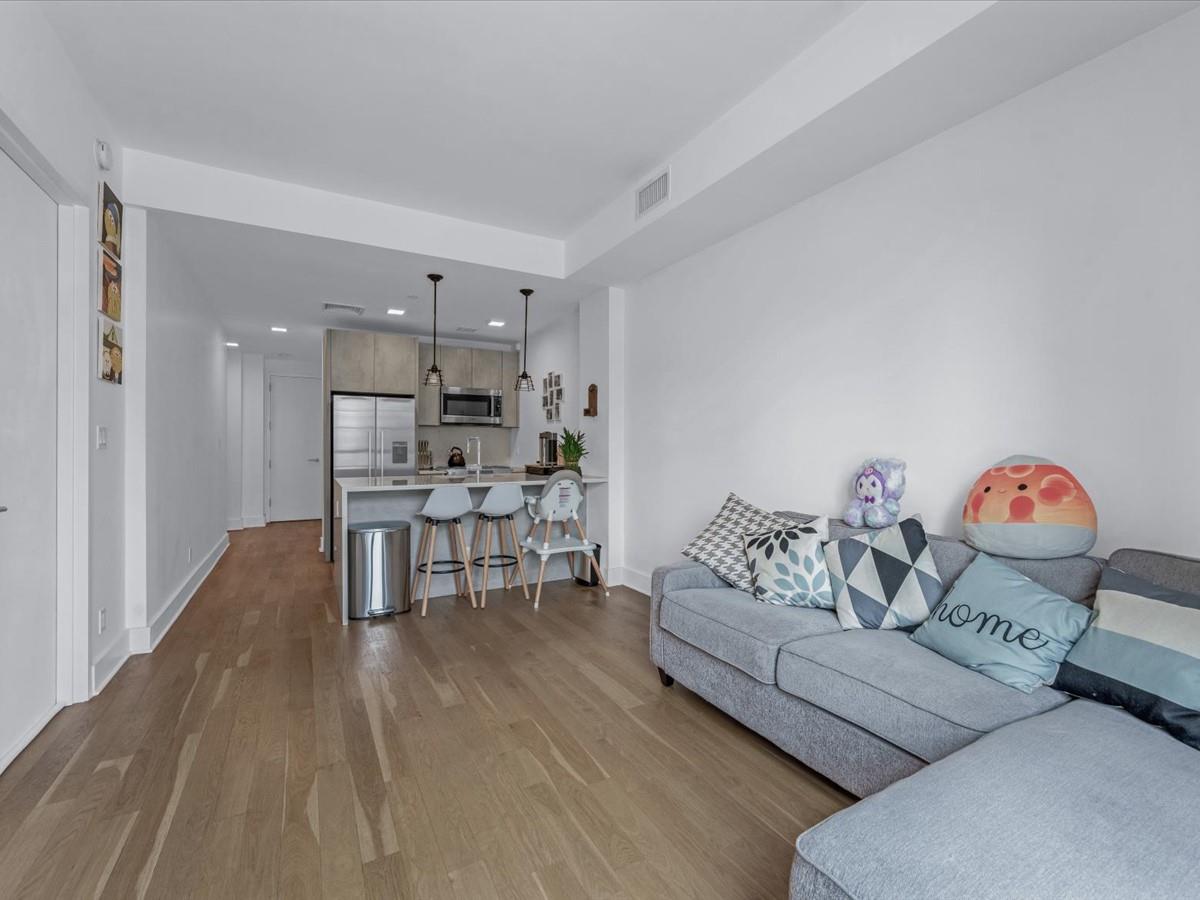 2110 44th Drive # 2B, Long Island City, NY 11101