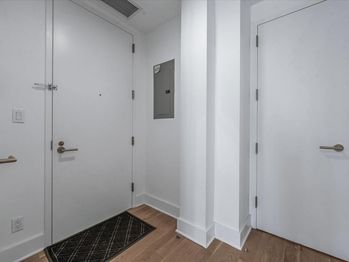 2110 44th Drive # 2B, Long Island City, NY 11101