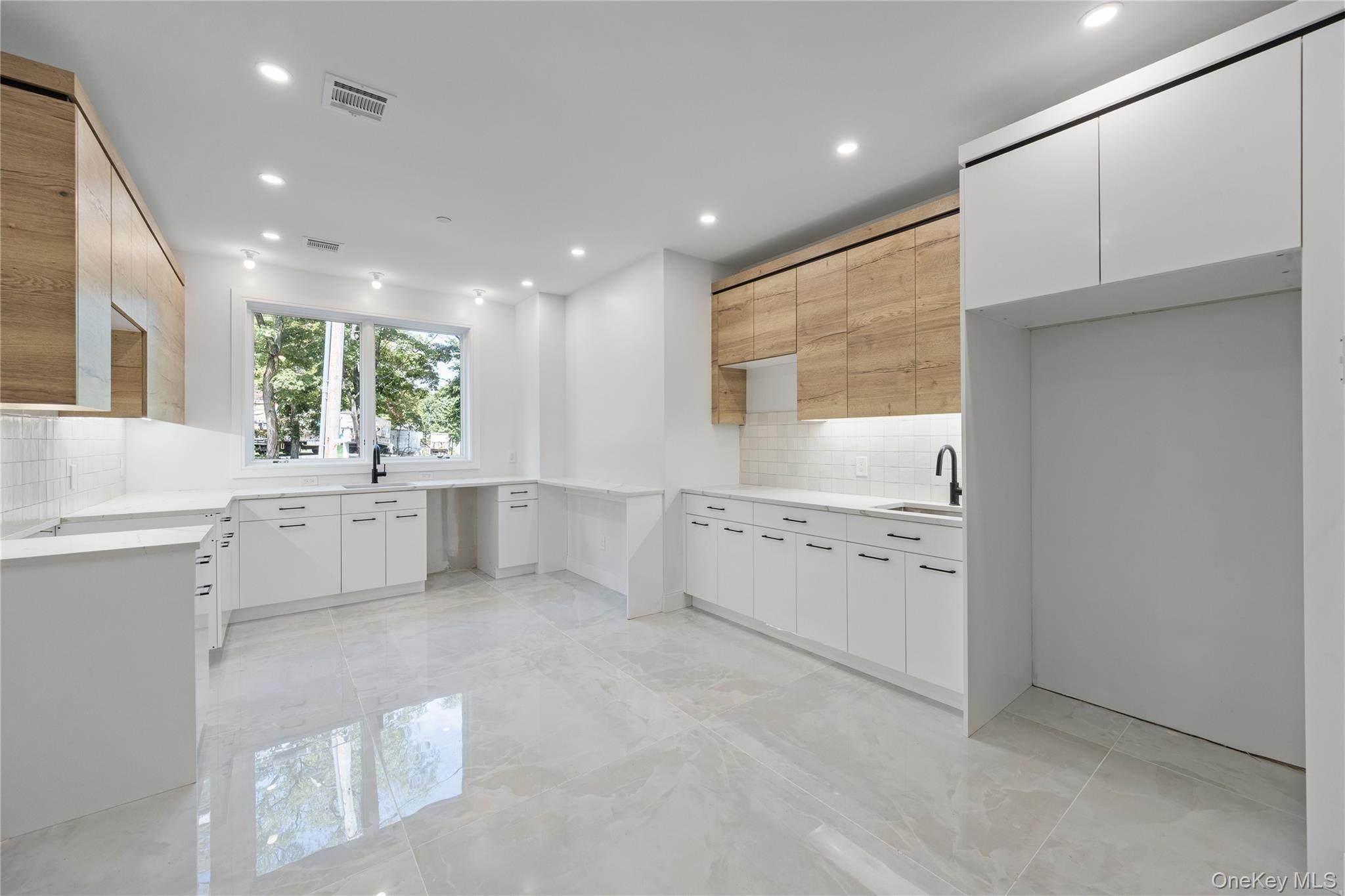 45 Grove Street # 111, Monsey, NY 10952