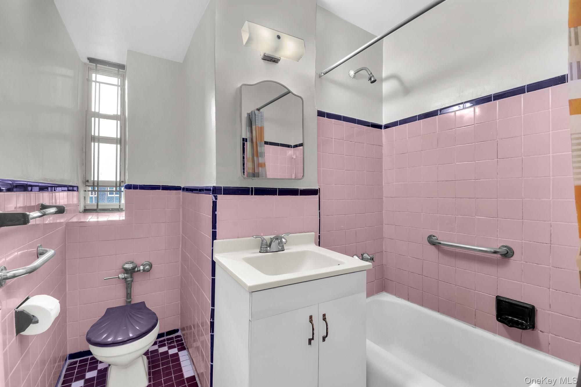 3326 82nd Street # 4C, Jackson Heights, NY 11372