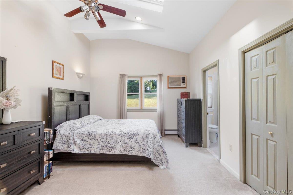 5 Spruce Street, Lake Peekskill, NY 10537