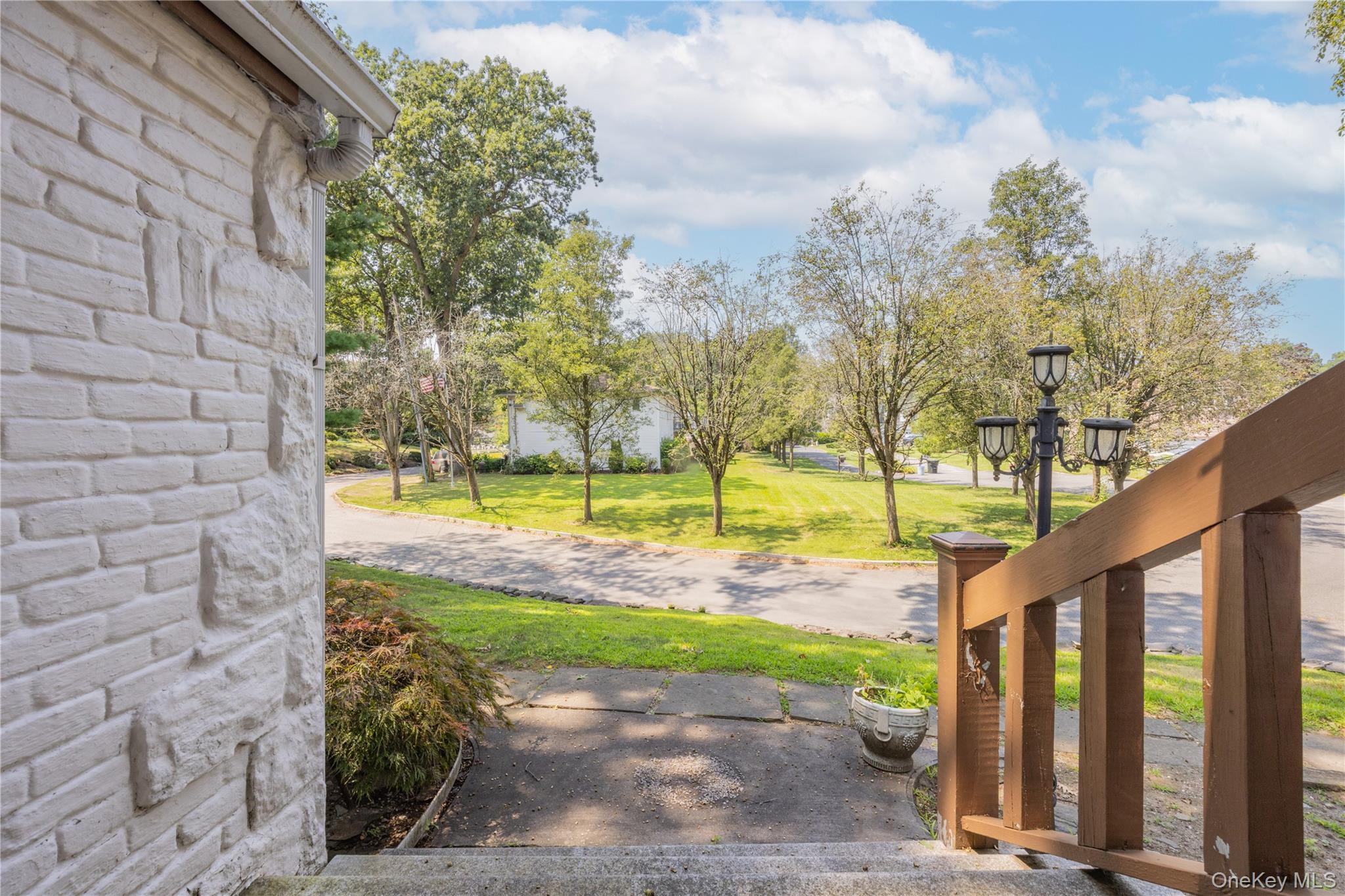 4 Bobolink Place, Yonkers, NY 10701