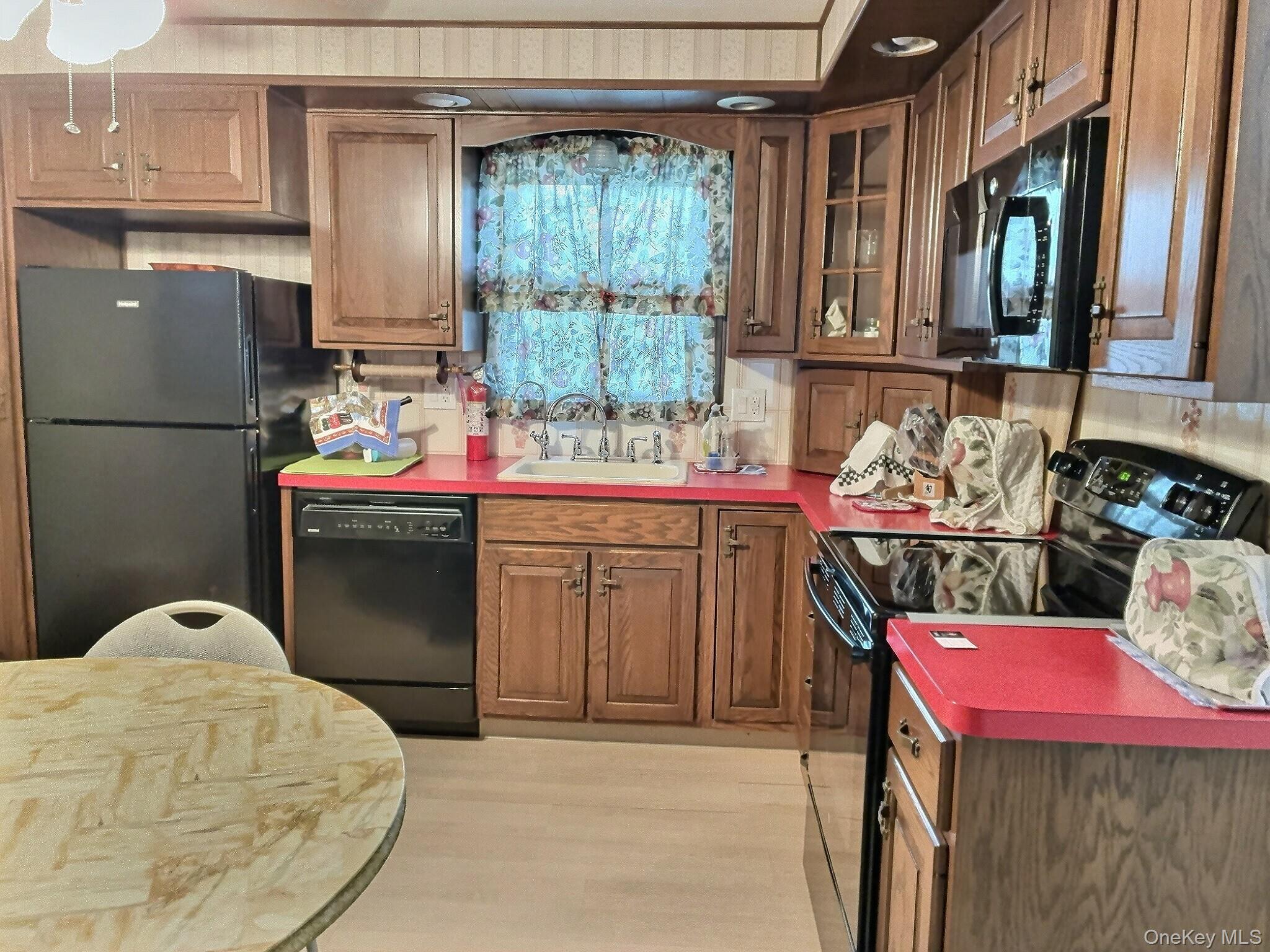 4 Robert Lane, Wappingers Falls, NY 12590