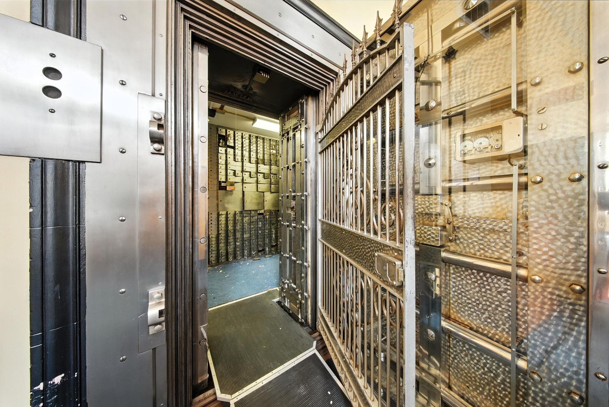 75 North Street, Middletown, NY 10940