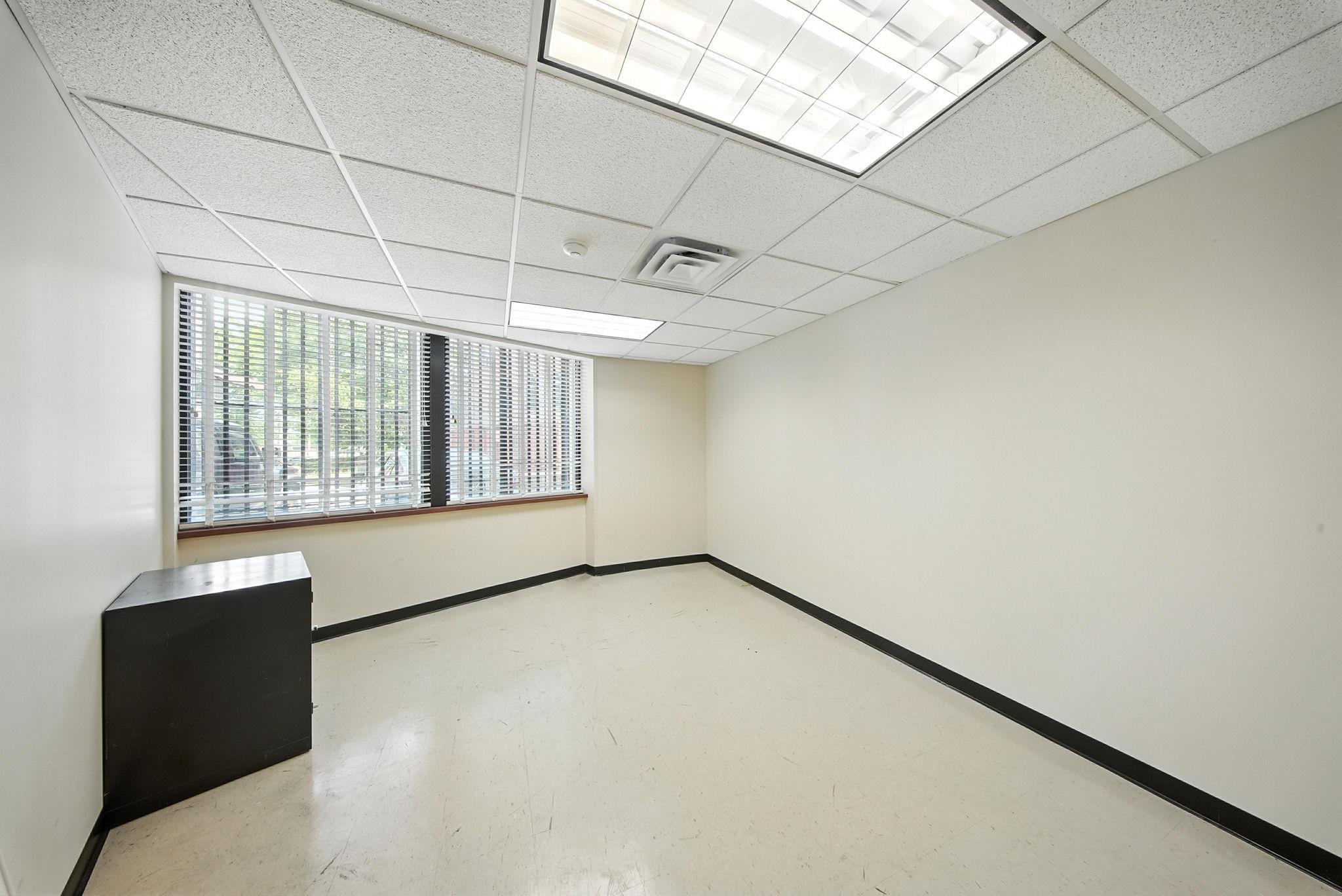 75 North Street, Middletown, NY 10940