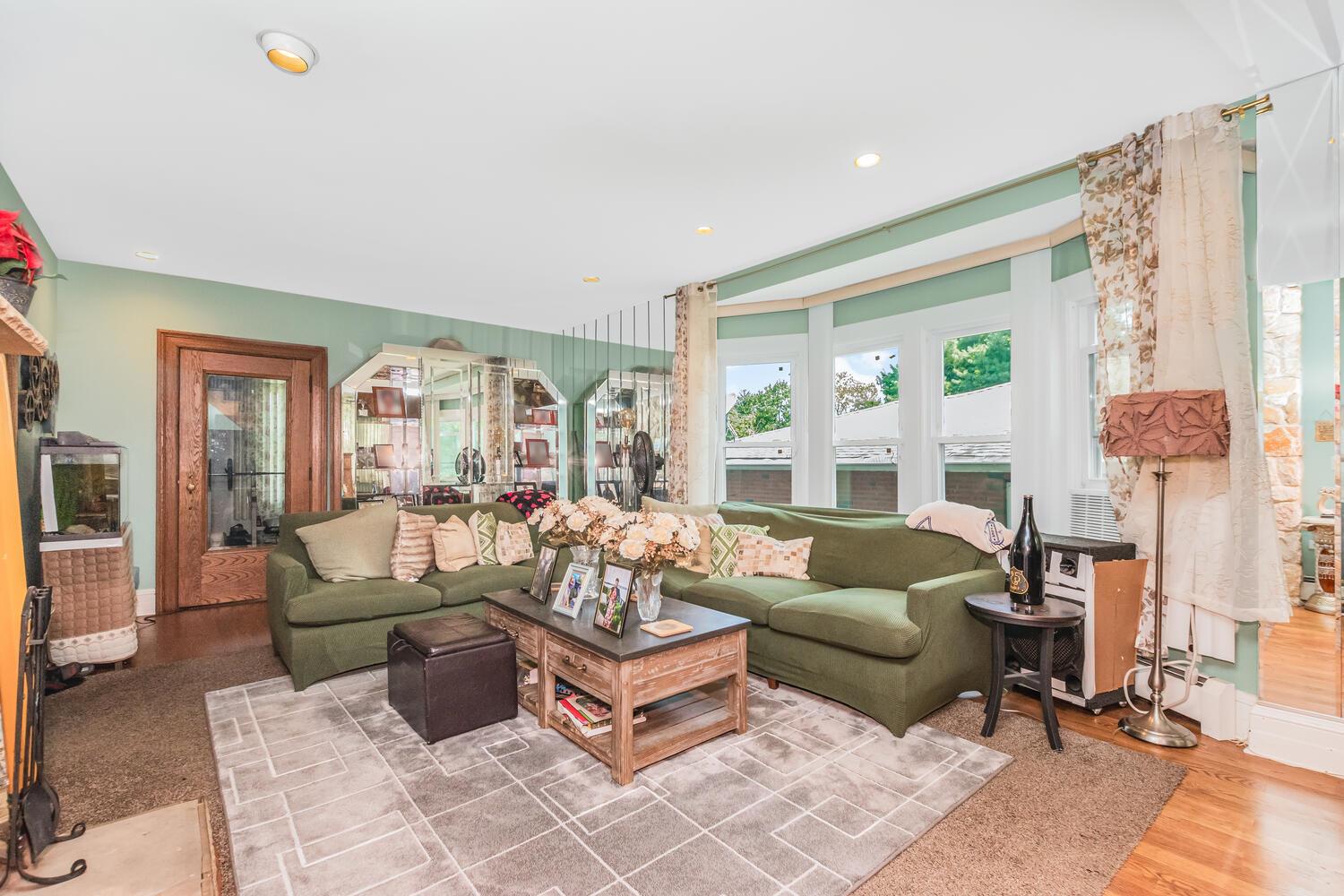 7 Elaine Terrace, Yonkers, NY 10701