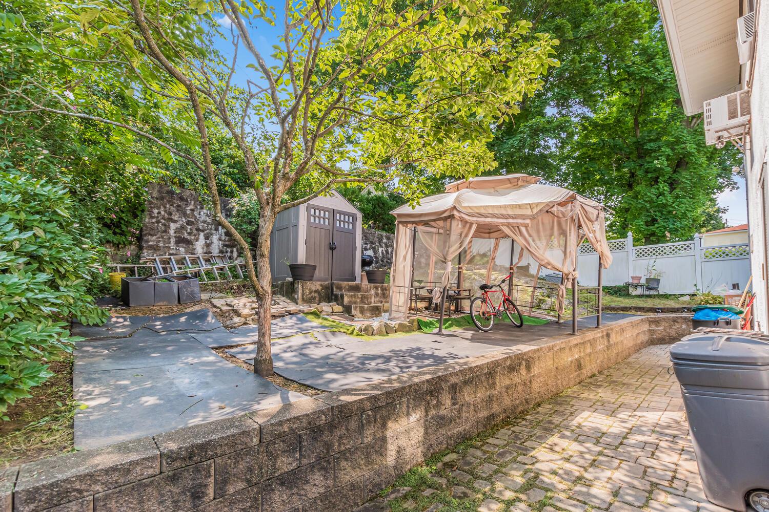 7 Elaine Terrace, Yonkers, NY 10701