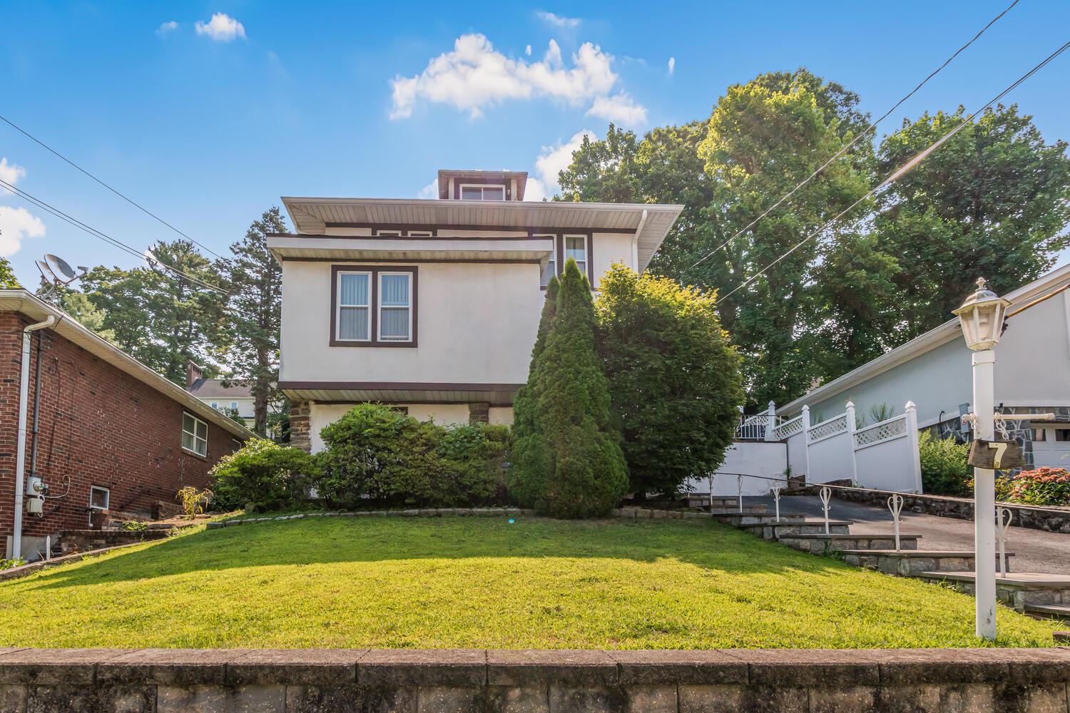 7 Elaine Terrace, Yonkers, NY 10701