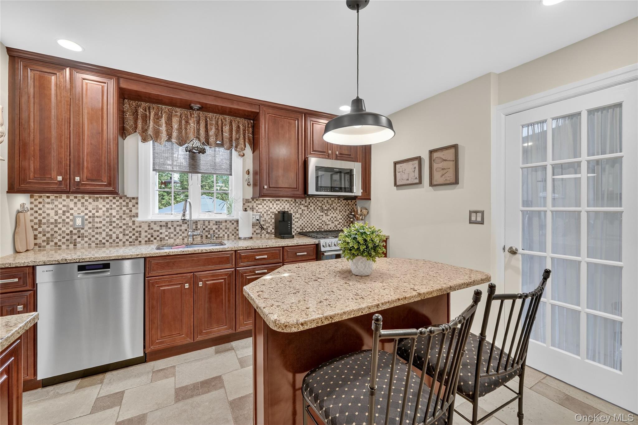 23 W Glen Avenue, Port Chester, NY 10573