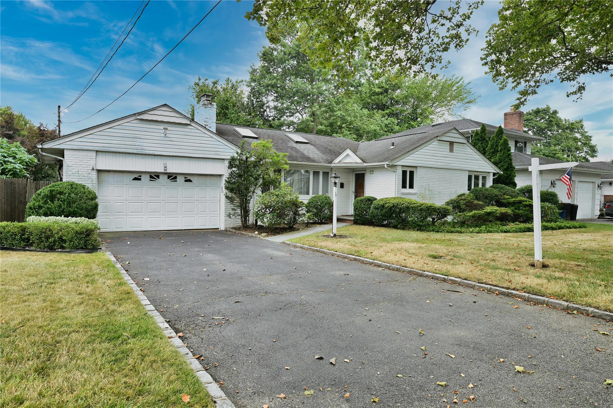 9 Marion Street, Greenvale, NY 11548