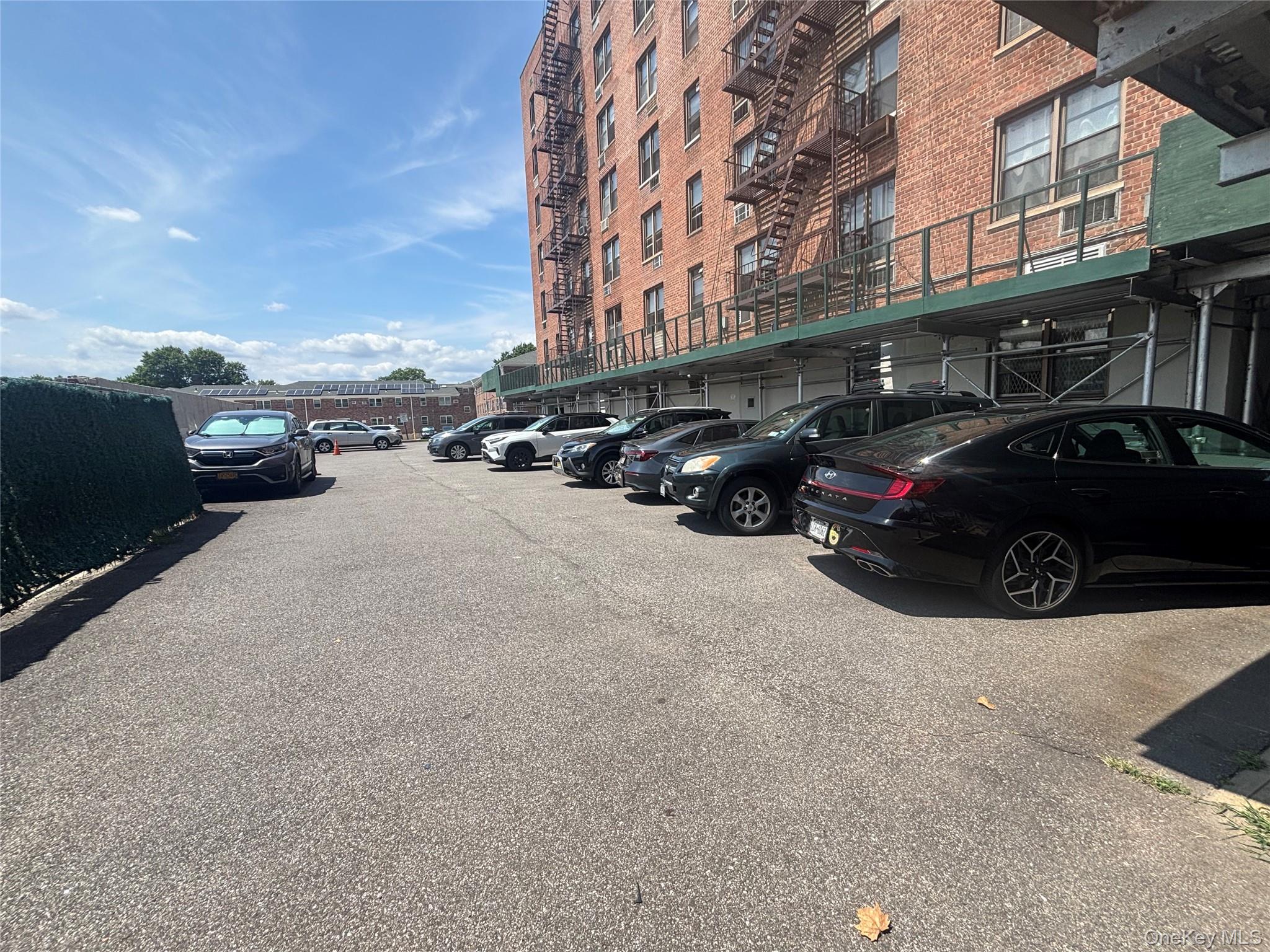 15272 Melbourne Avenue # 1B, Flushing, NY 11367
