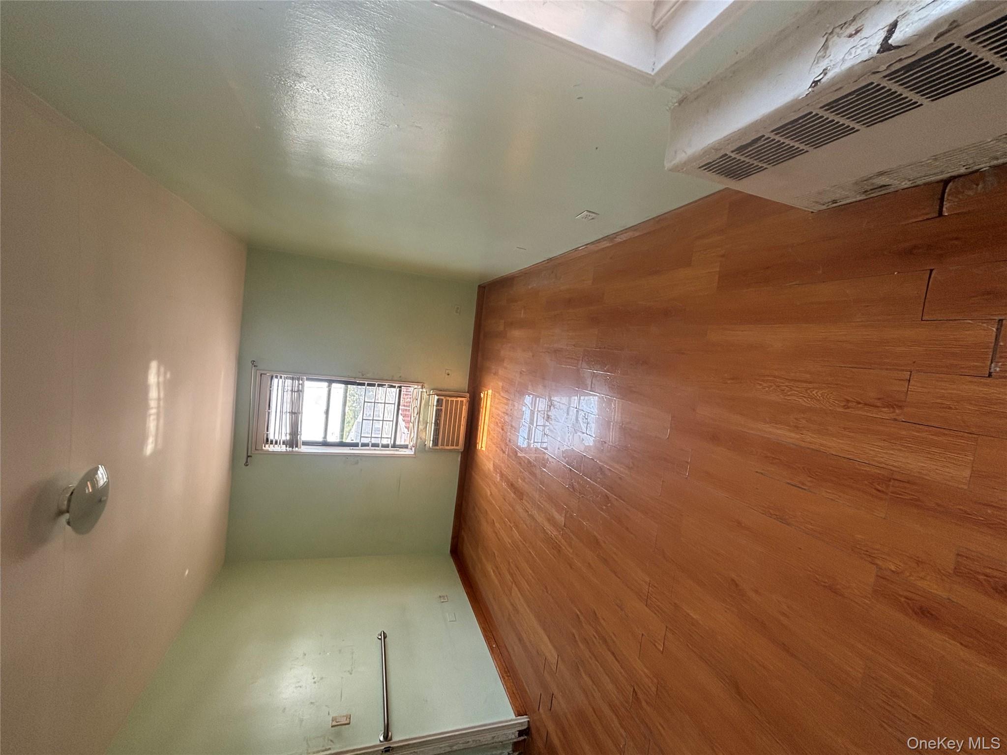 15272 Melbourne Avenue # 1B, Flushing, NY 11367